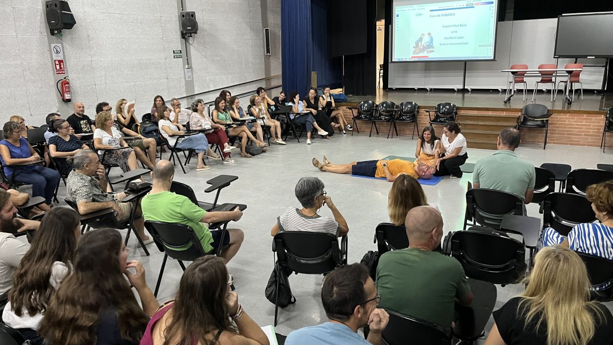 Tallers i una jornada oberts a la ciutadania per fer de Vandellòs i l’Hospitalet de l’Infant un municipi cardioprotegit 2 Tallers i una jornada oberts a la ciutadania per fer de Vandellòs i l’Hospitalet de l’Infant un municipi cardioprotegit 2