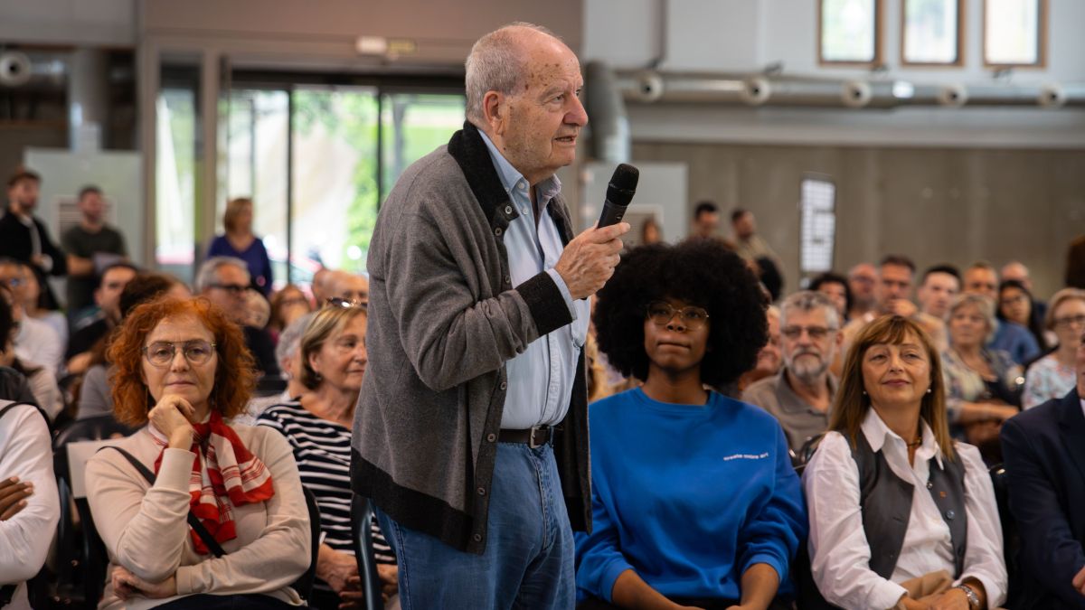 Alguns veïns i veïnes han explicat quins canvis volen veure al Centre Històric Marc Gómez (1) Alguns veïns i veïnes han explicat quins canvis volen veure al Centre Històric Marc Gómez (1)