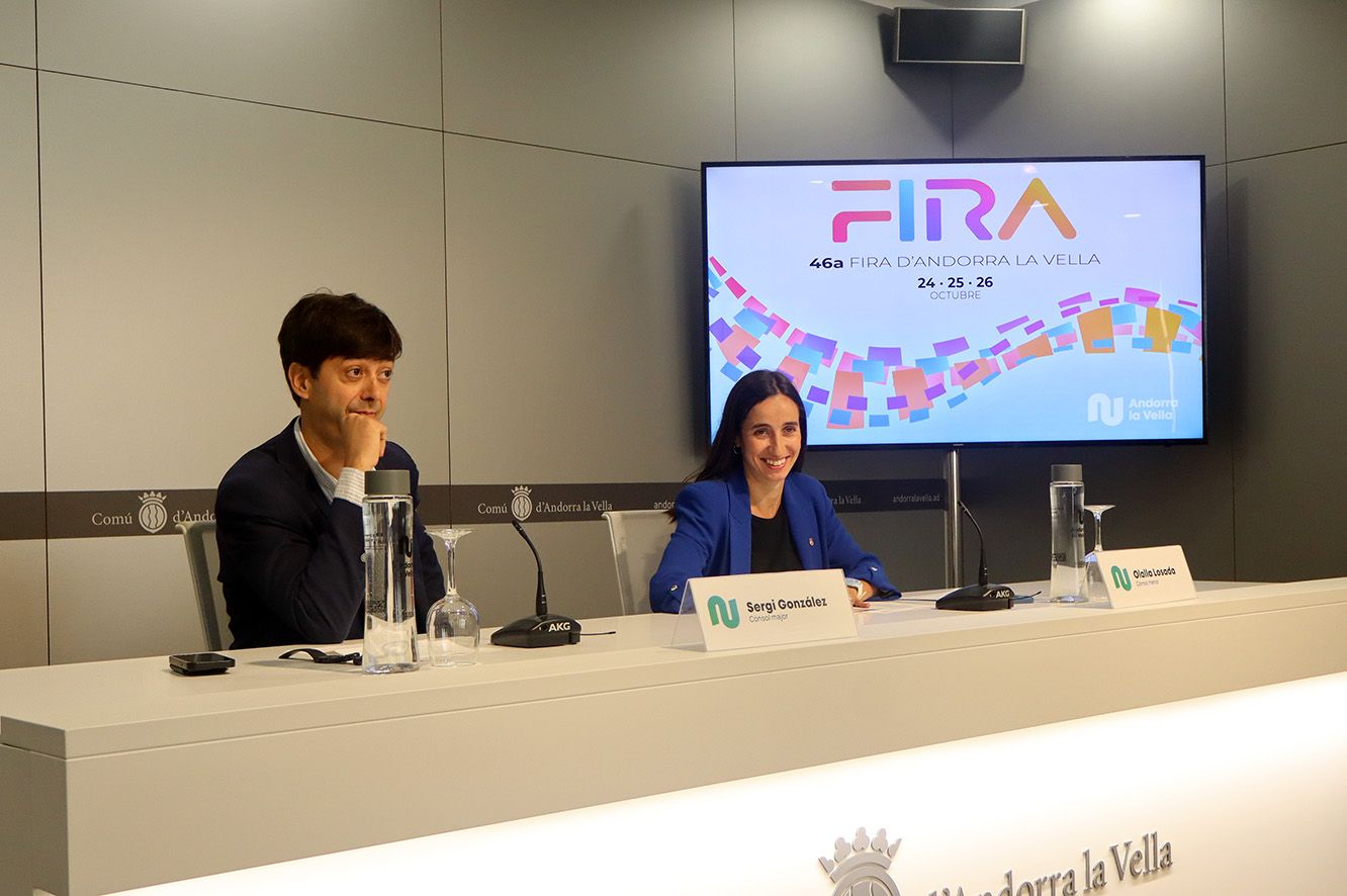 Els cònsols d'Andorra la Vella, Sergi González i Olalla Losada, aquest dimecres en la presentació de la 46a edició de la Fira d'Andorra la Vella | FOTO: M.F. (ANA)