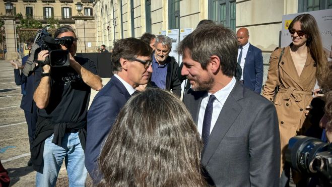 Salvador Illa i el ministre Urtasun en la presentació de la Biblioteca Pública a Barcelona Salvador Illa i el ministre Urtasun en la presentació de la Biblioteca Pública a Barcelona