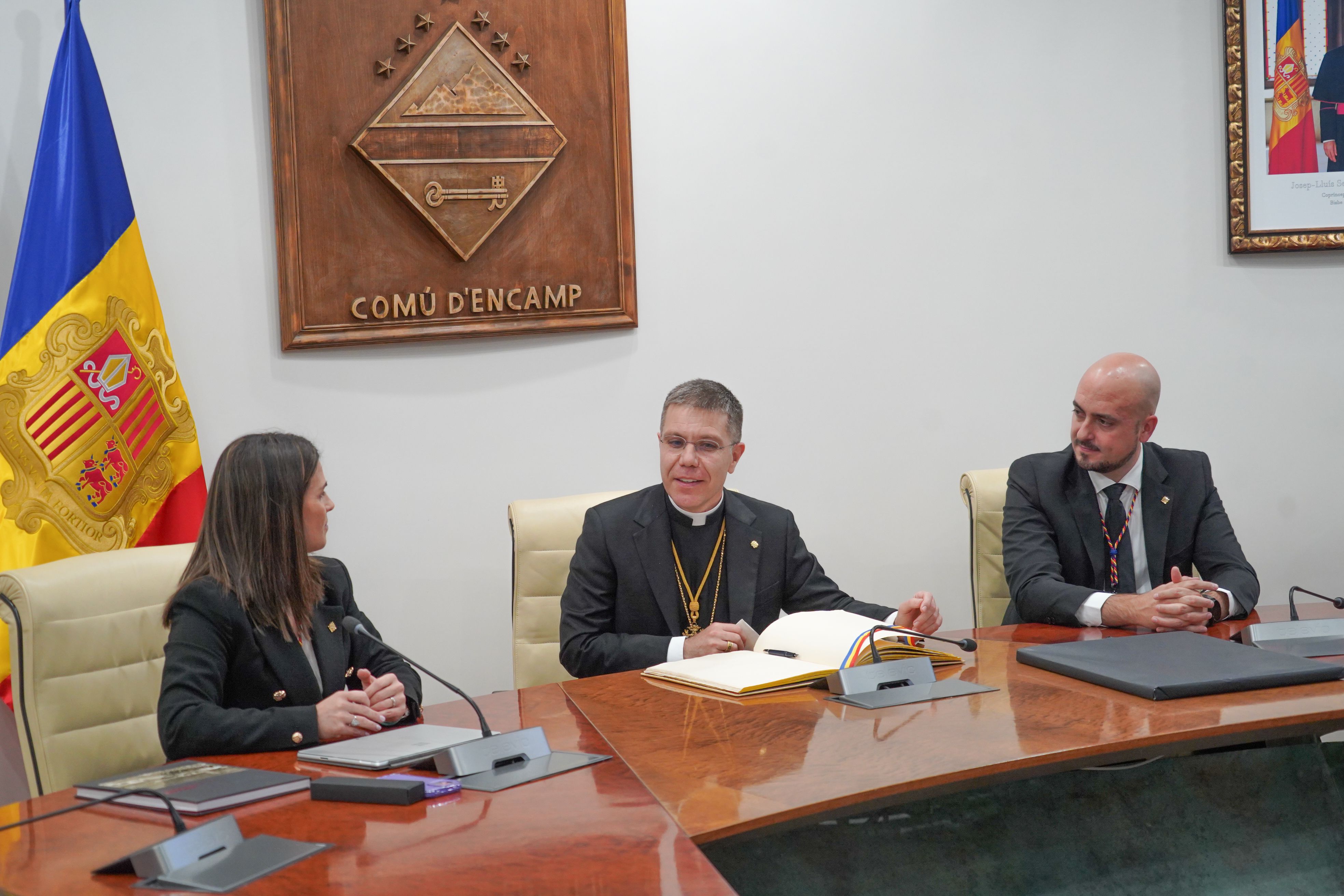 Un moment de la visita oficial a Encamp del copríncep episcopal, Josep Lluís Serrano Pentinat 1 Un moment de la visita oficial a Encamp del copríncep episcopal, Josep Lluís Serrano Pentinat 1