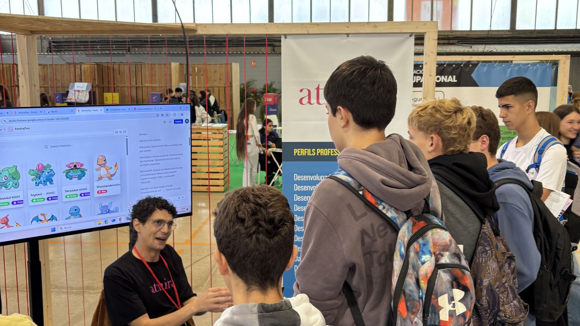 L’Ajuntament de Vilafranca celebra l’èxit de la Fira de les Professions L’Ajuntament de Vilafranca celebra l’èxit de la Fira de les Professions