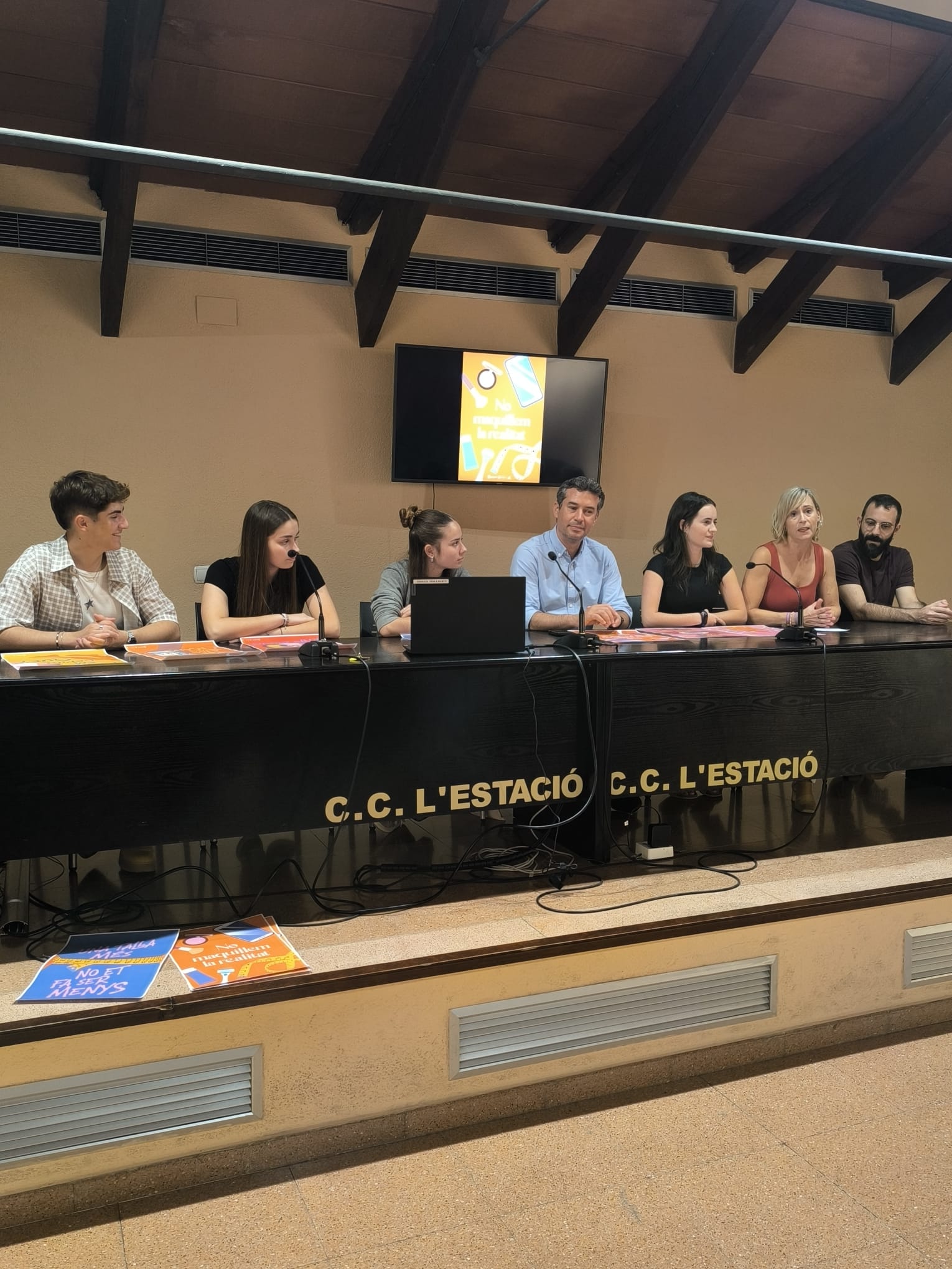 El Vendrell impulsa una campanya per combatre la pressió estètica entre els joves El Vendrell impulsa una campanya per combatre la pressió estètica entre els joves