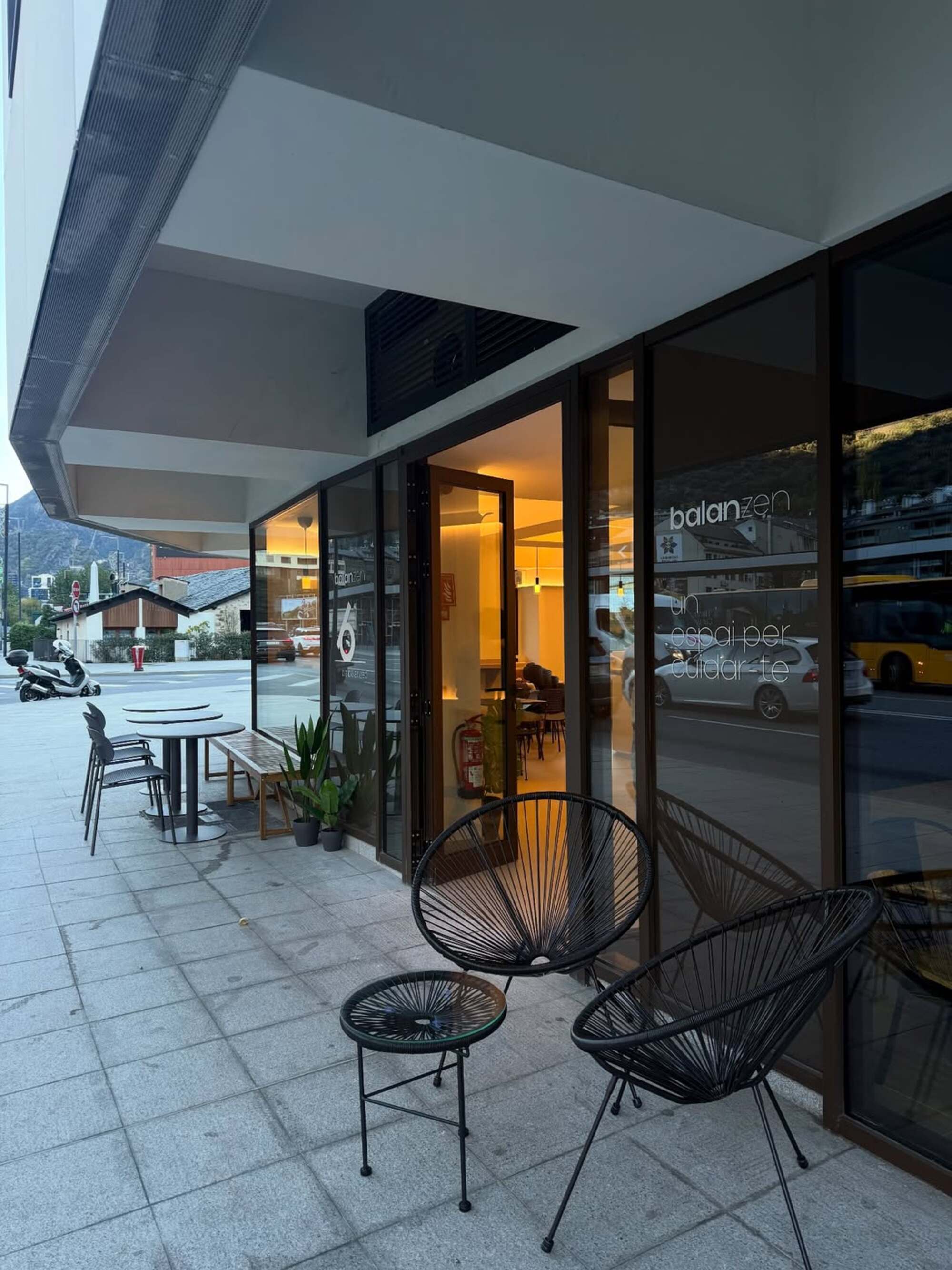 Balanzen (1) Balanzen (1)