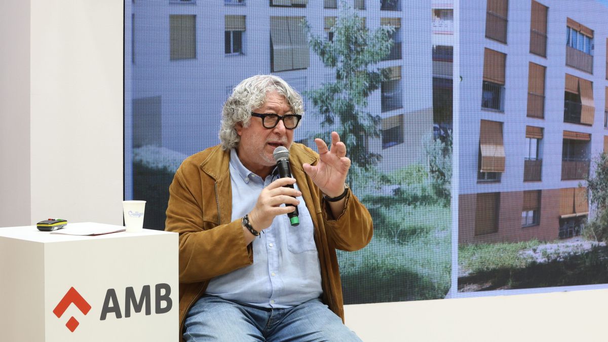 Antonio Balmón durant la presentació de l'AMB al Smart City Expo 2025