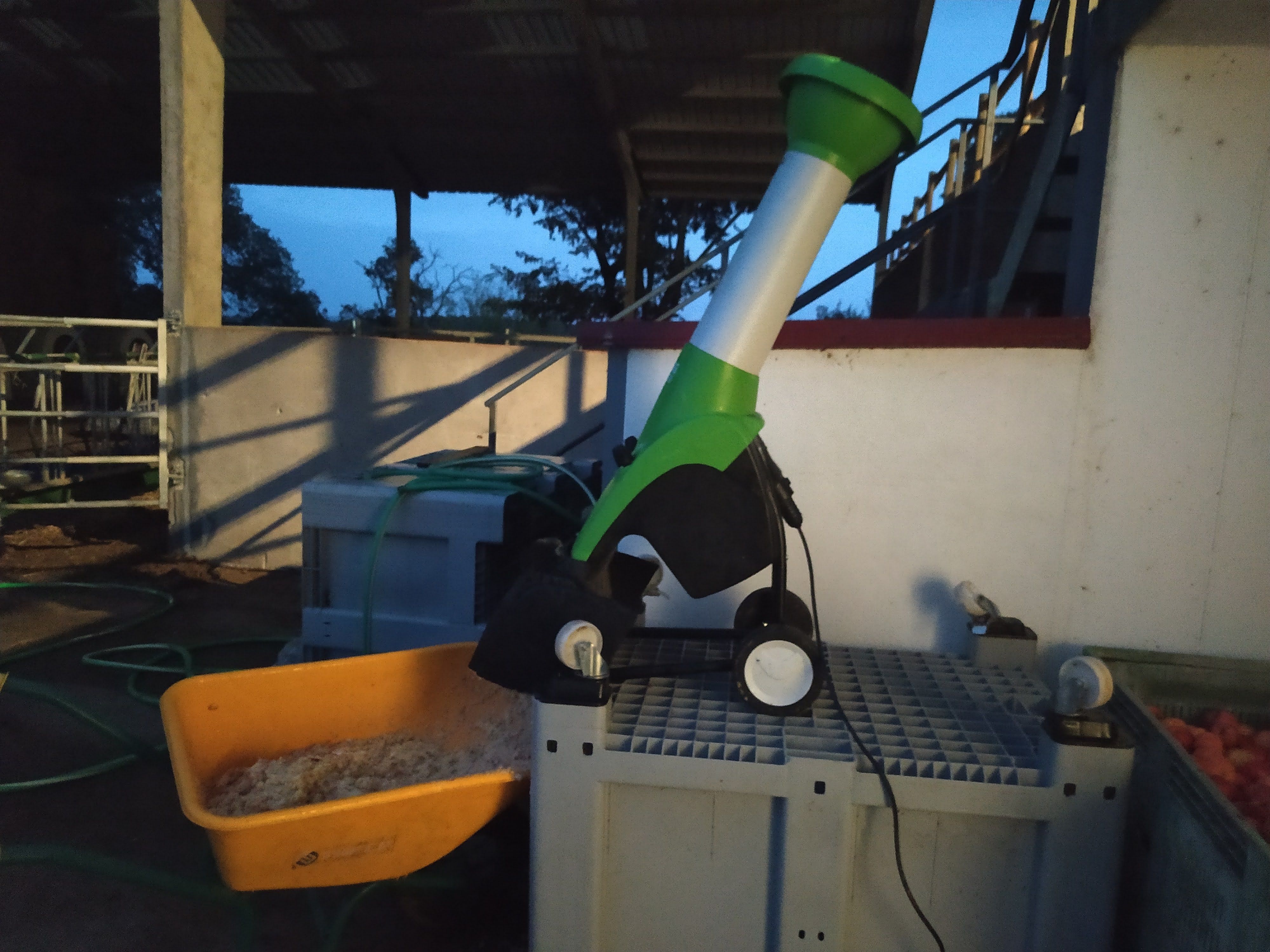 Instal·lacions de l’IRTA EVAM, on s’analitza l’impacte de la dieta amb pomes sobre la producció i la fermentació ruminal de les vaques lleteres 1