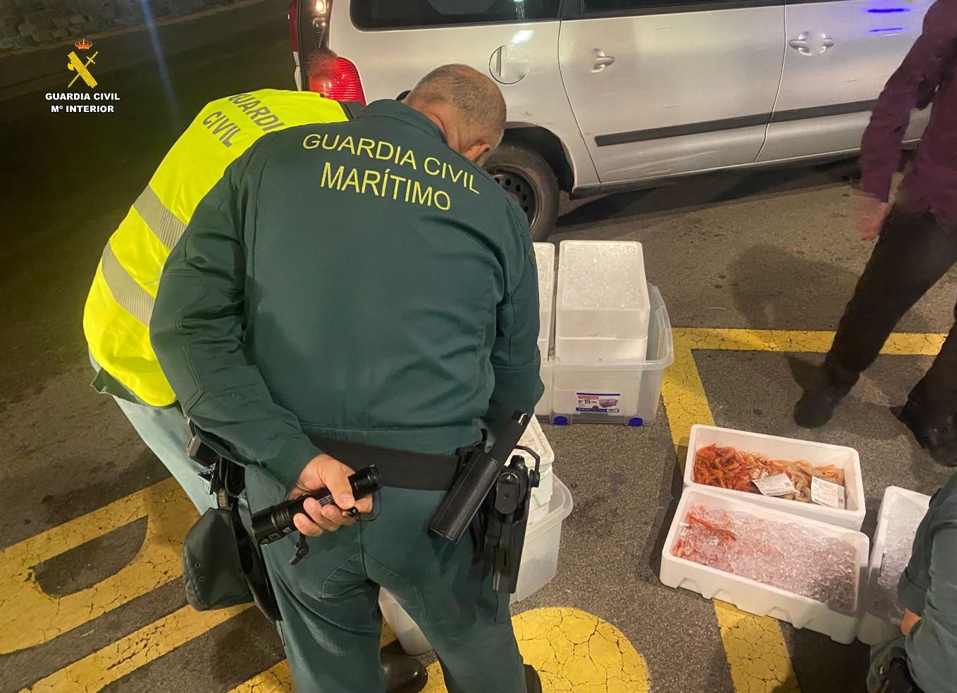 Operatiu de la Guàrdia Civil al barri del Serrallo de Tarragona per la venda fraudulenta de peix 1