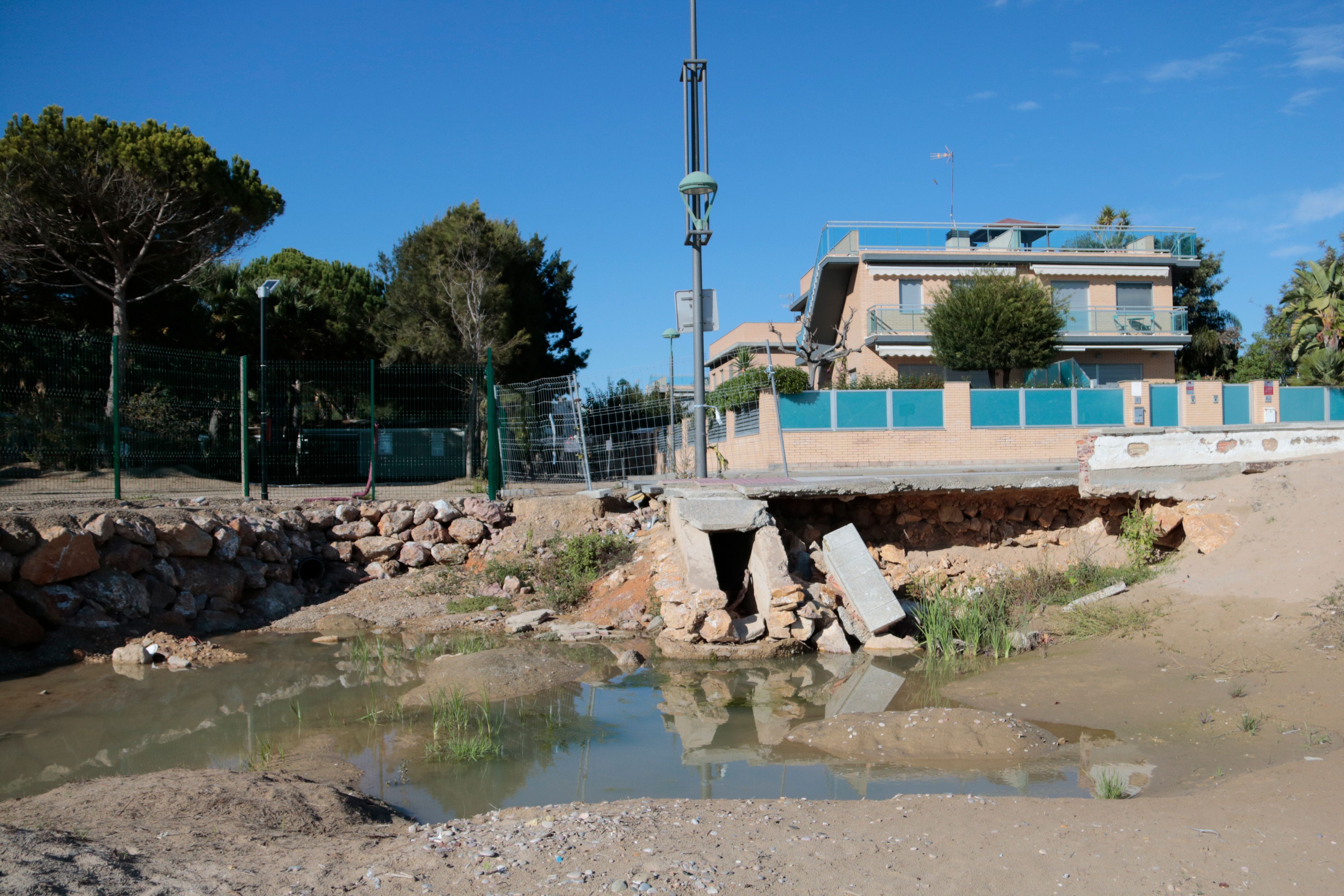 Aspecte que ofereix el tram final del barranc de la Móra un any després dels aiguats