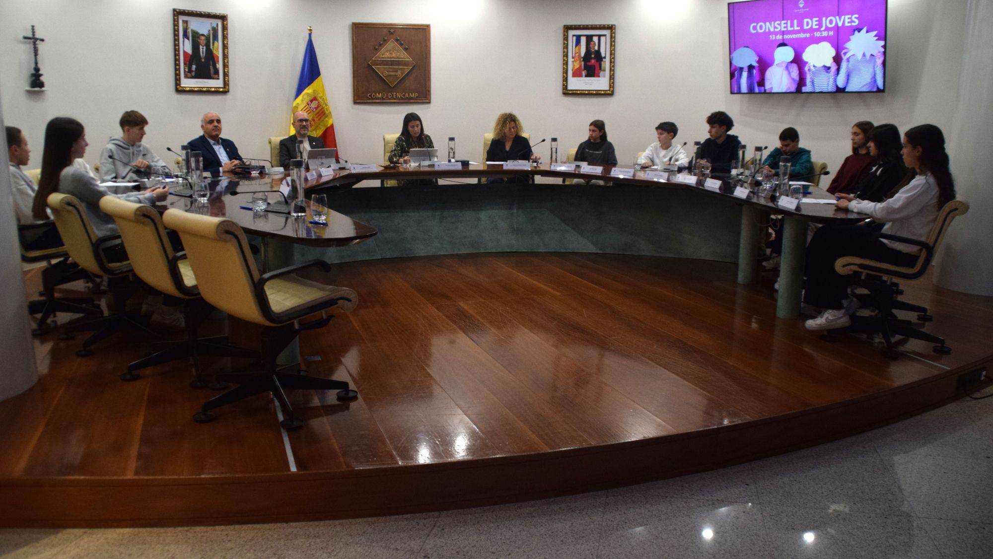 Durant la sessió de consell de comú dels joves d'Encamp