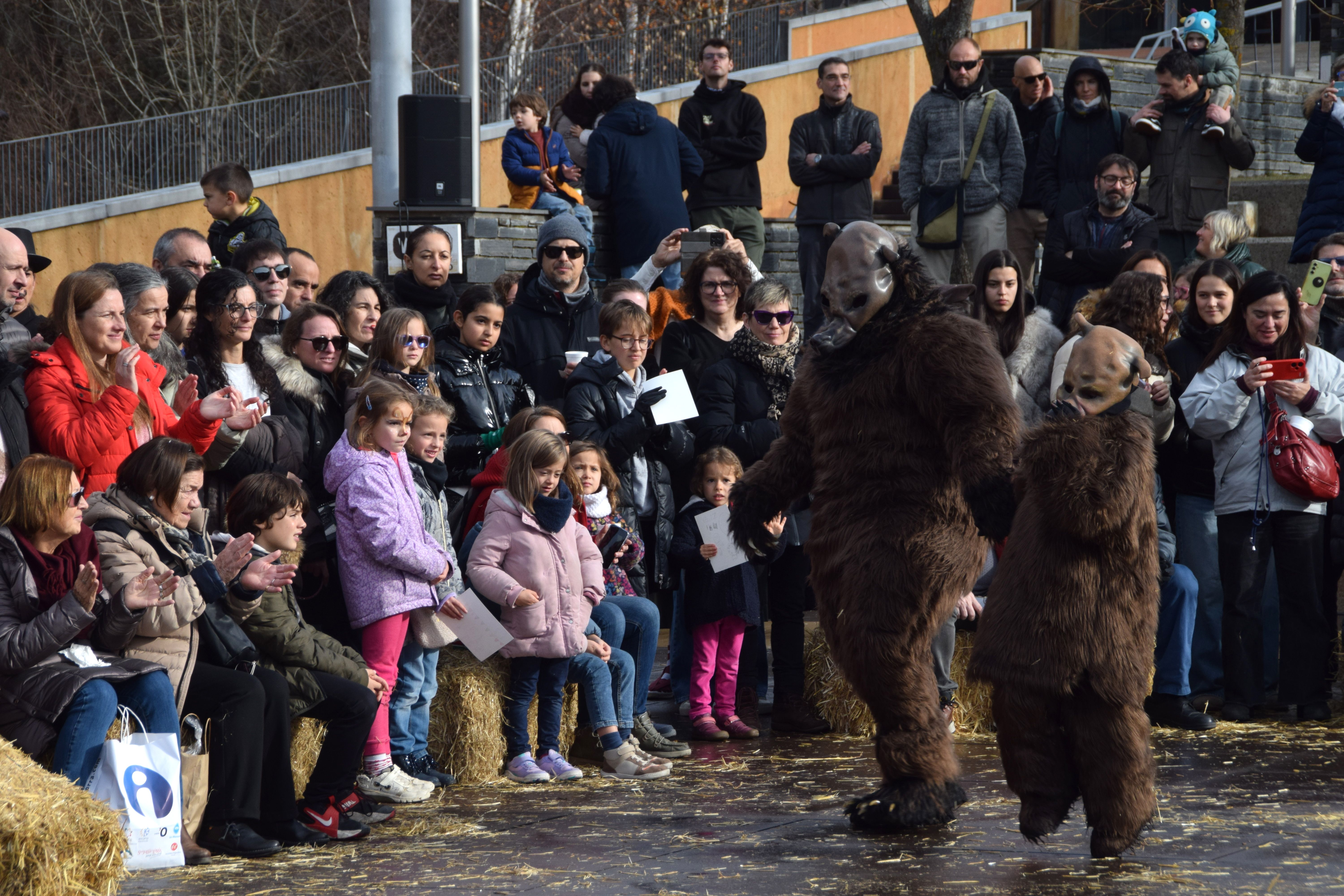 L’Ossa d’Ordino' torna a carregar contra l’actualitat de la parròquia i del país enmig de la polèmica | FOTO: R.S. (ANA) L’Ossa d’Ordino' torna a carregar contra l’actualitat de la parròquia i del país enmig de la polèmica | FOTO: R.S. (ANA)