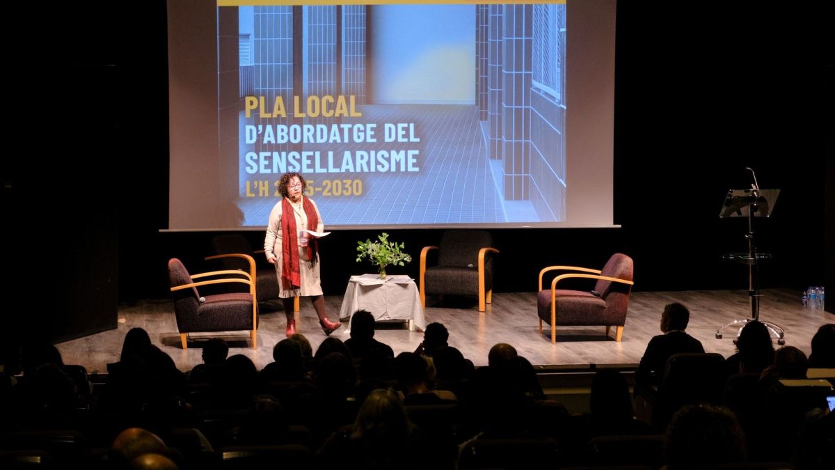 L’Hospitalet presenta el Pla 2025 2030 per prevenir i reduir el sensellarisme