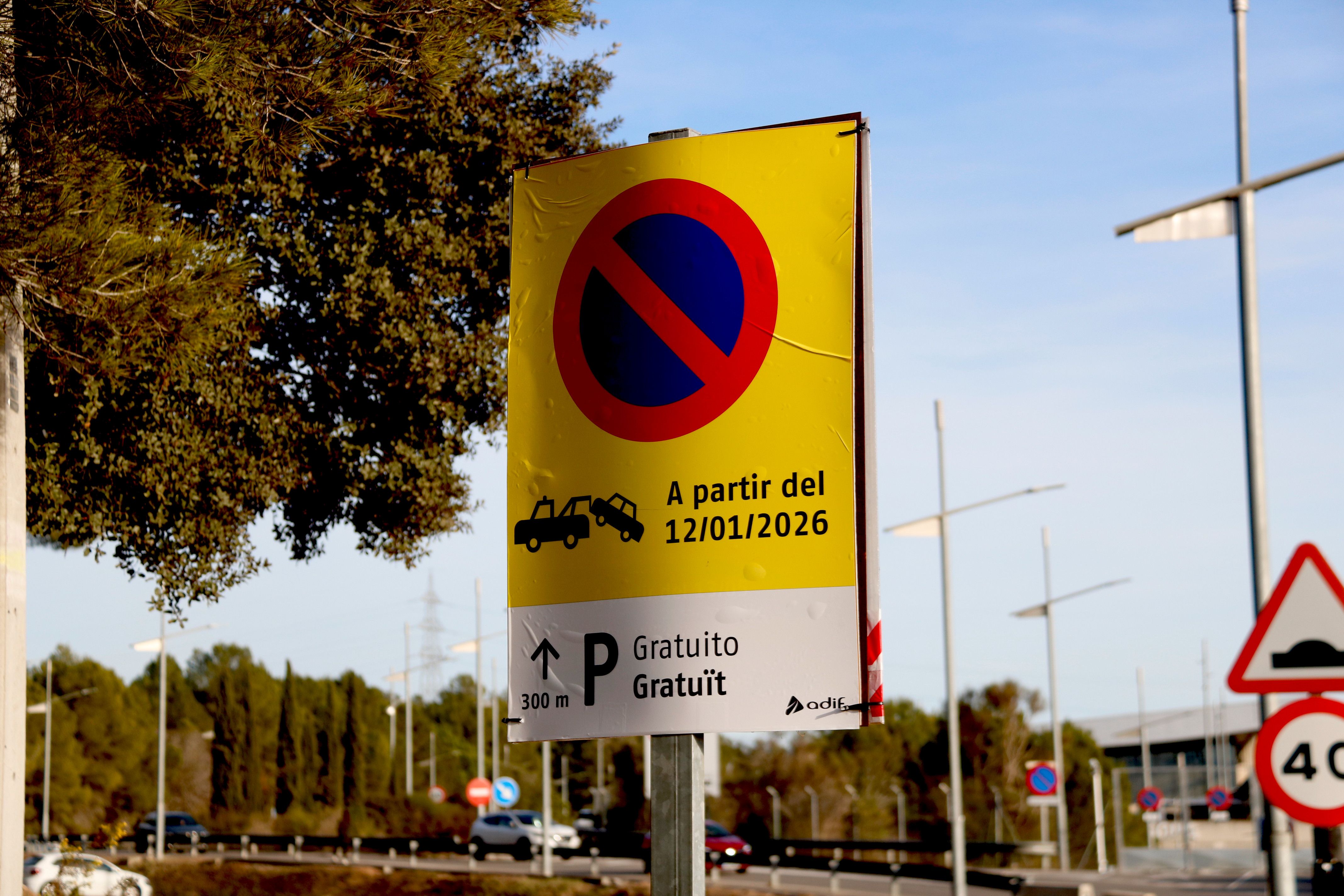 prohibit estacionar Camp Tarragona
