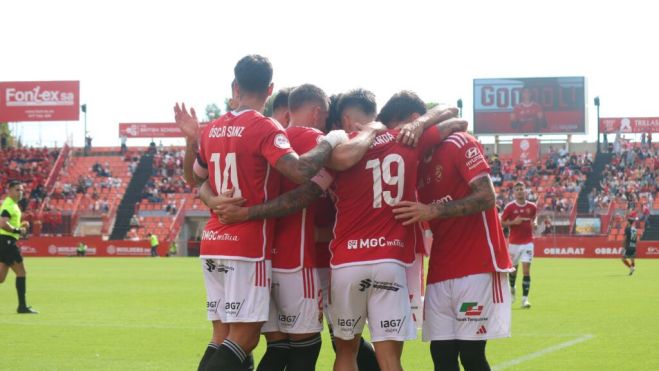 Els jugadors del Nàstic de Tarragona celebrant un gol