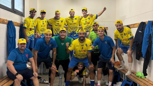 Jugadors del Salou FS al vestuari