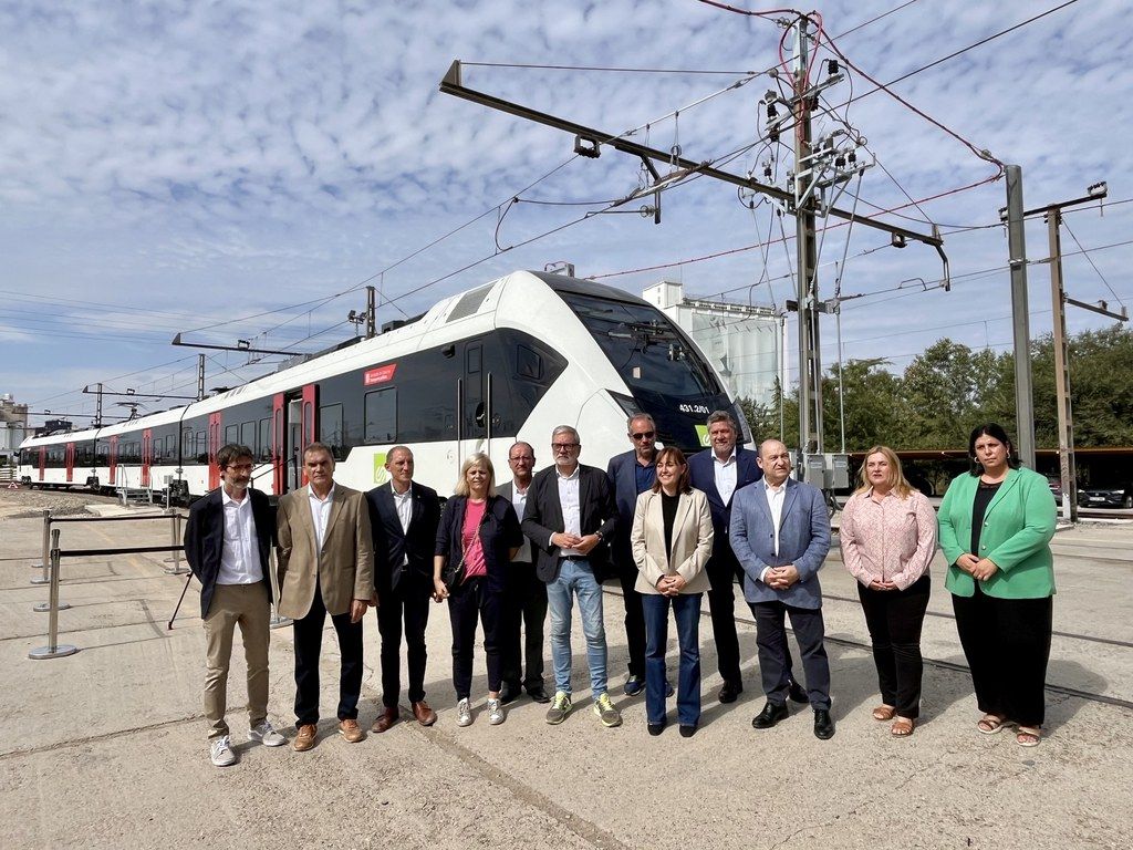 Nous trens per a les línies RL3 i RL4 de Lleida a Terrassa