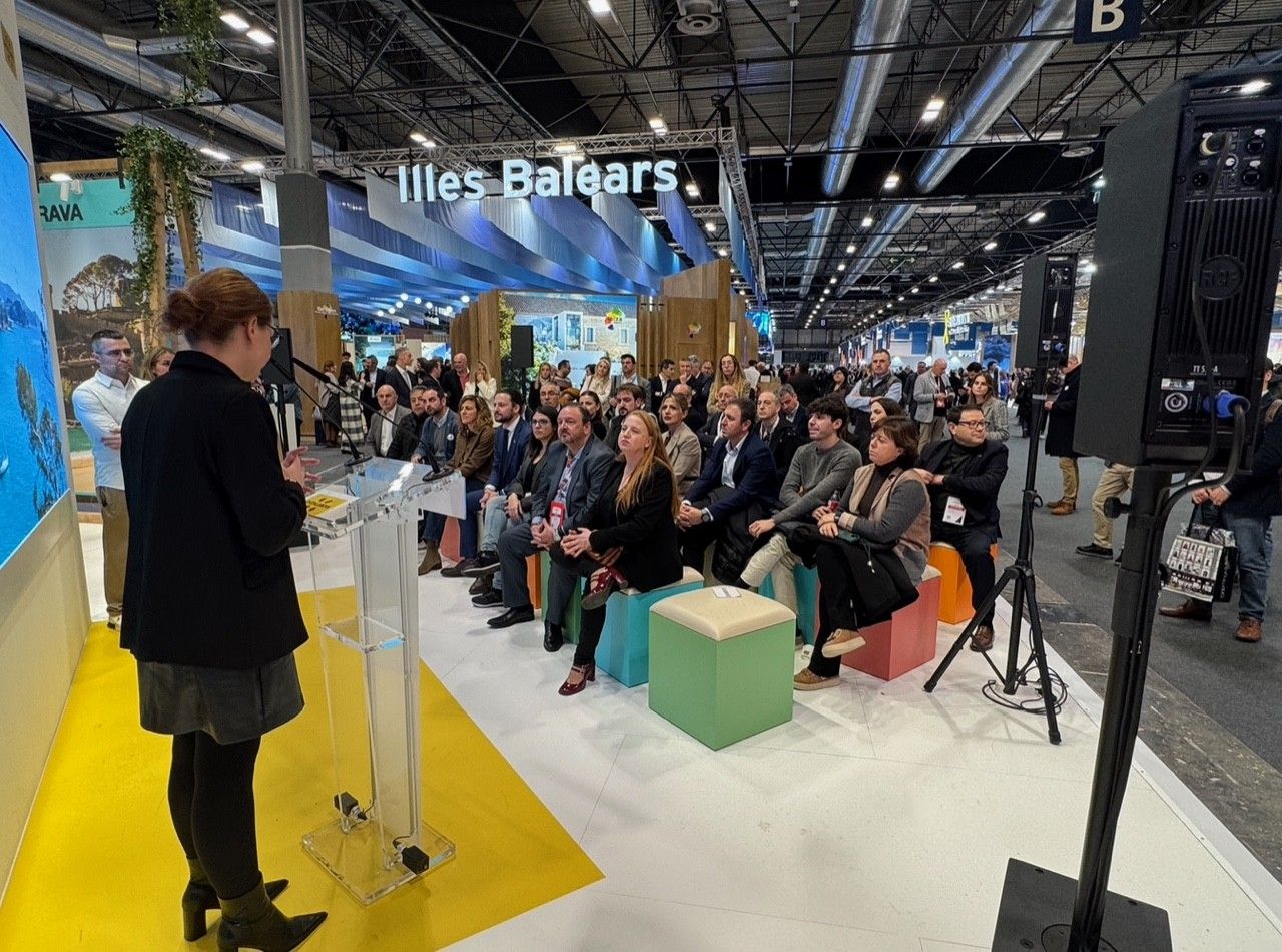 Lloret Turisme presenta el seu projecte d’implementació d’Intel·ligència Artificial 360º 4