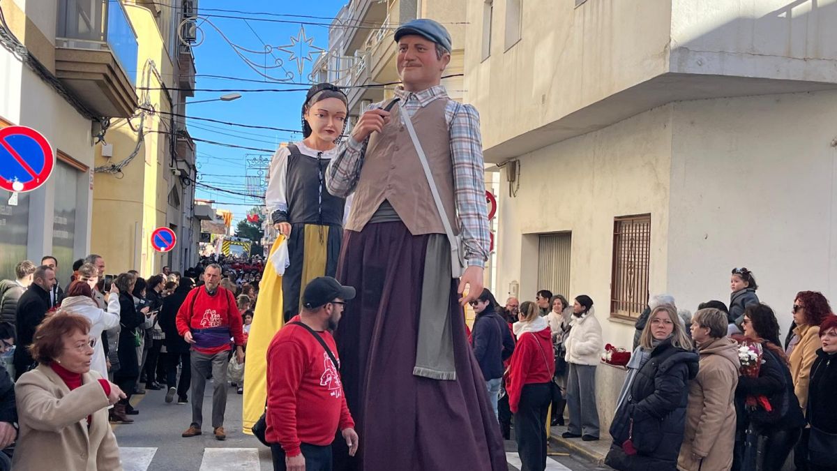 Gegants en la Festa Major en honor a la Mare de Déu de la Candelera de l'Ametlla de Mar