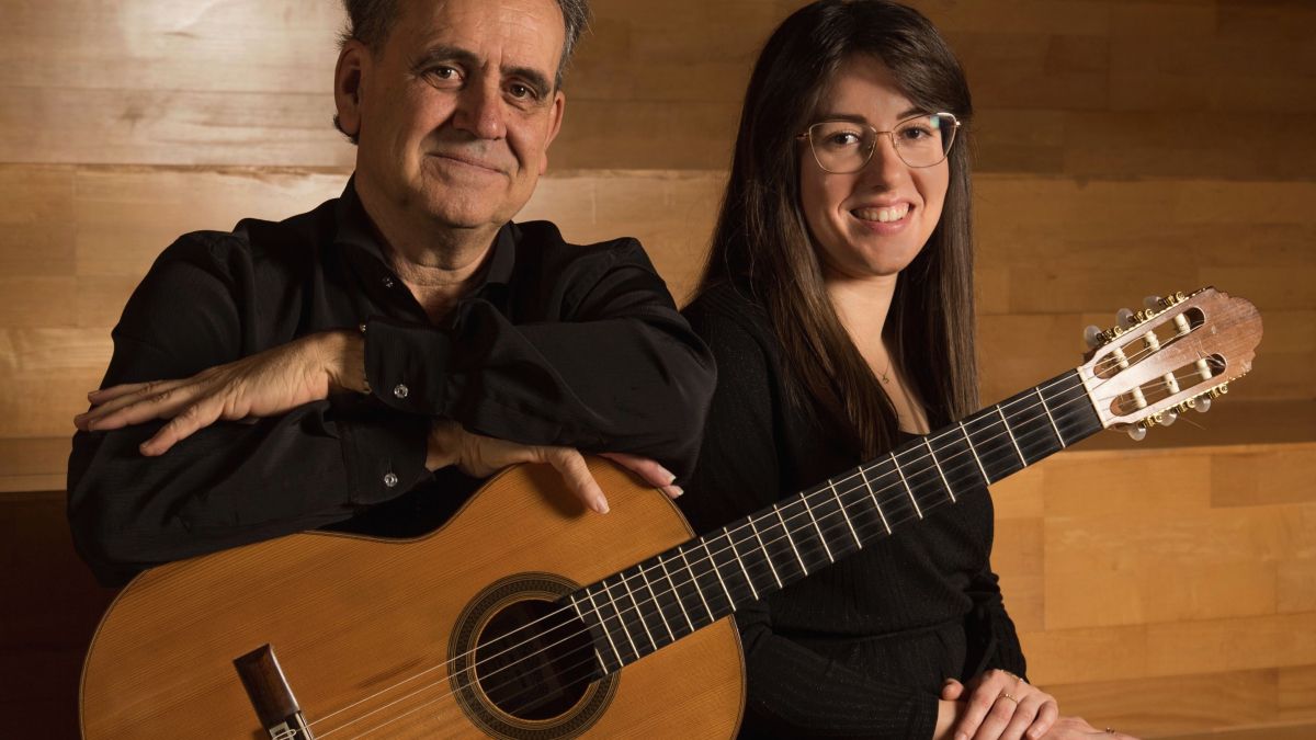 Enrique Lop (guitarra) i Judith Sánchez (soprano)