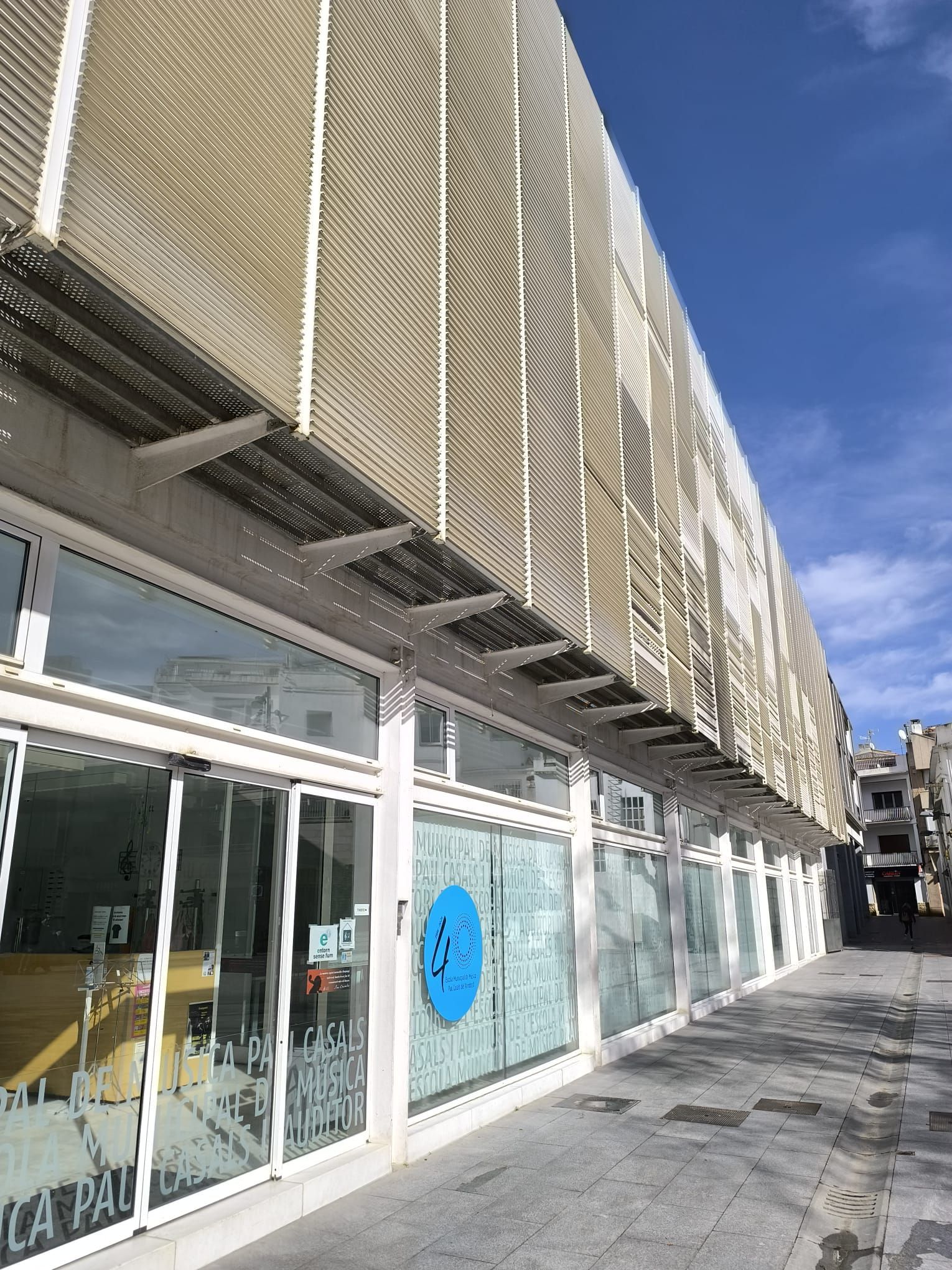 Façana de L’Escola Municipal de Música Pau Casals (EMMPAC) del Vendrell