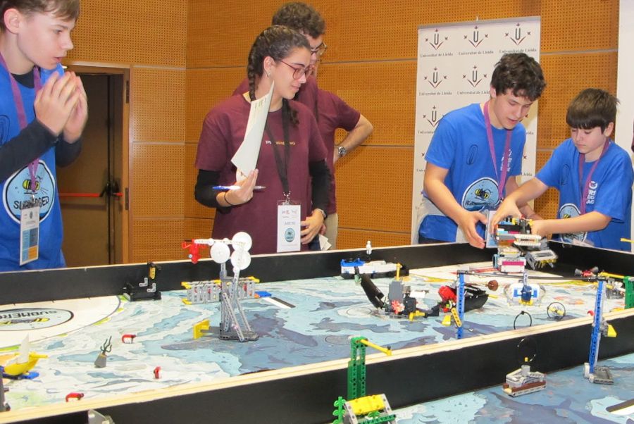 Un moment de la passada edició de la First Lego League / Foto: EPS-UdL