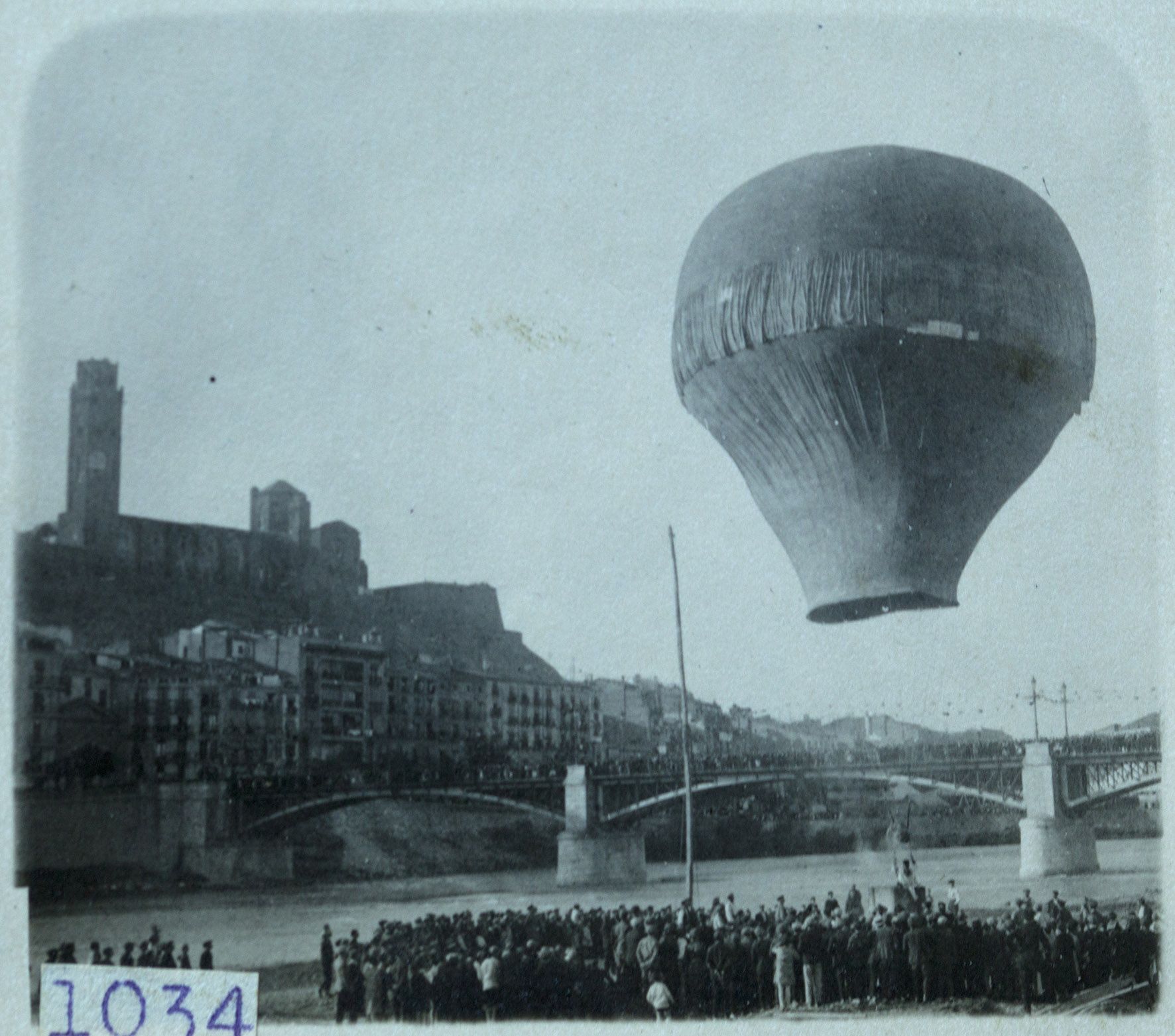 Una de les imatges del Fons Pedro Almacellas, que documenta la vida social i el paisatge de Lleida entre 1904 i 1964.