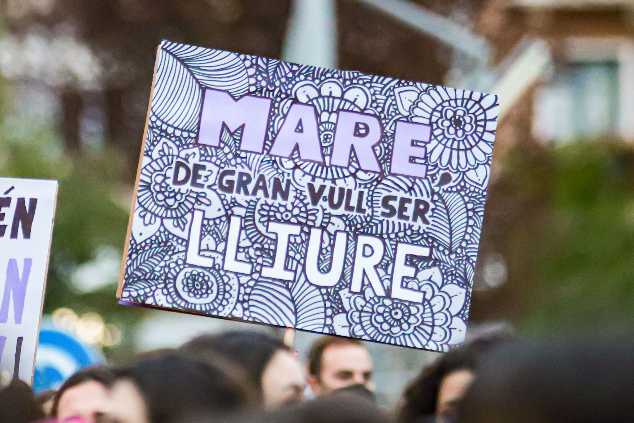 Manifestació del 8M a Lleida (JuntsXCat Paeria)