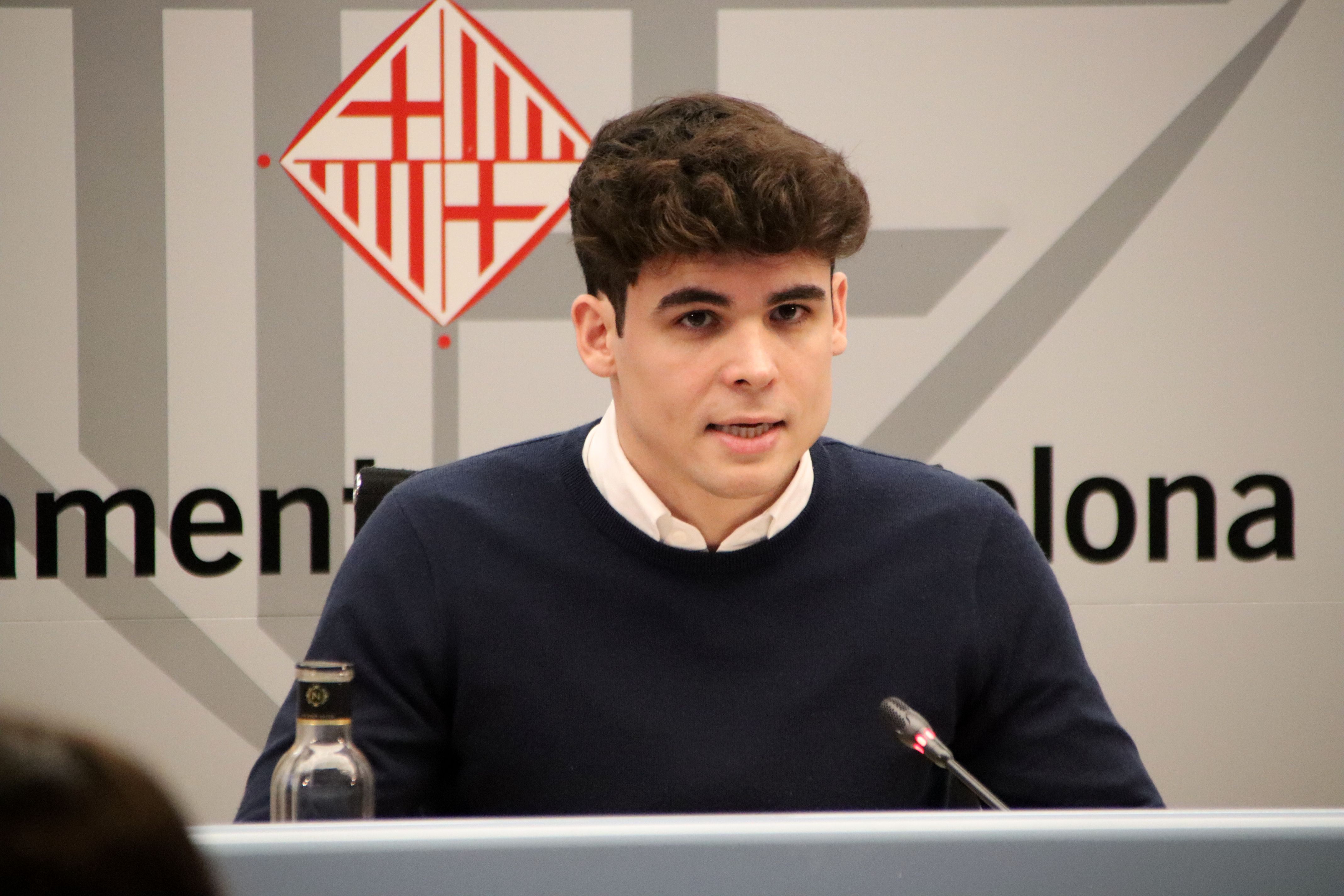 Javier Rodríguez, comissionat de Joventut de Barcelona, en roda de premsa