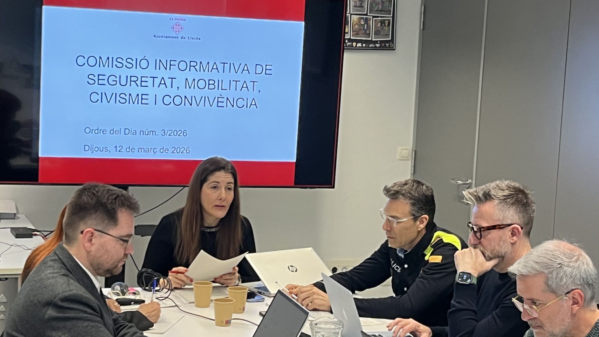 En la reunió, s'ha donat llum verda a la tarifa de resident de zona blava per al veïnat de l'Horta