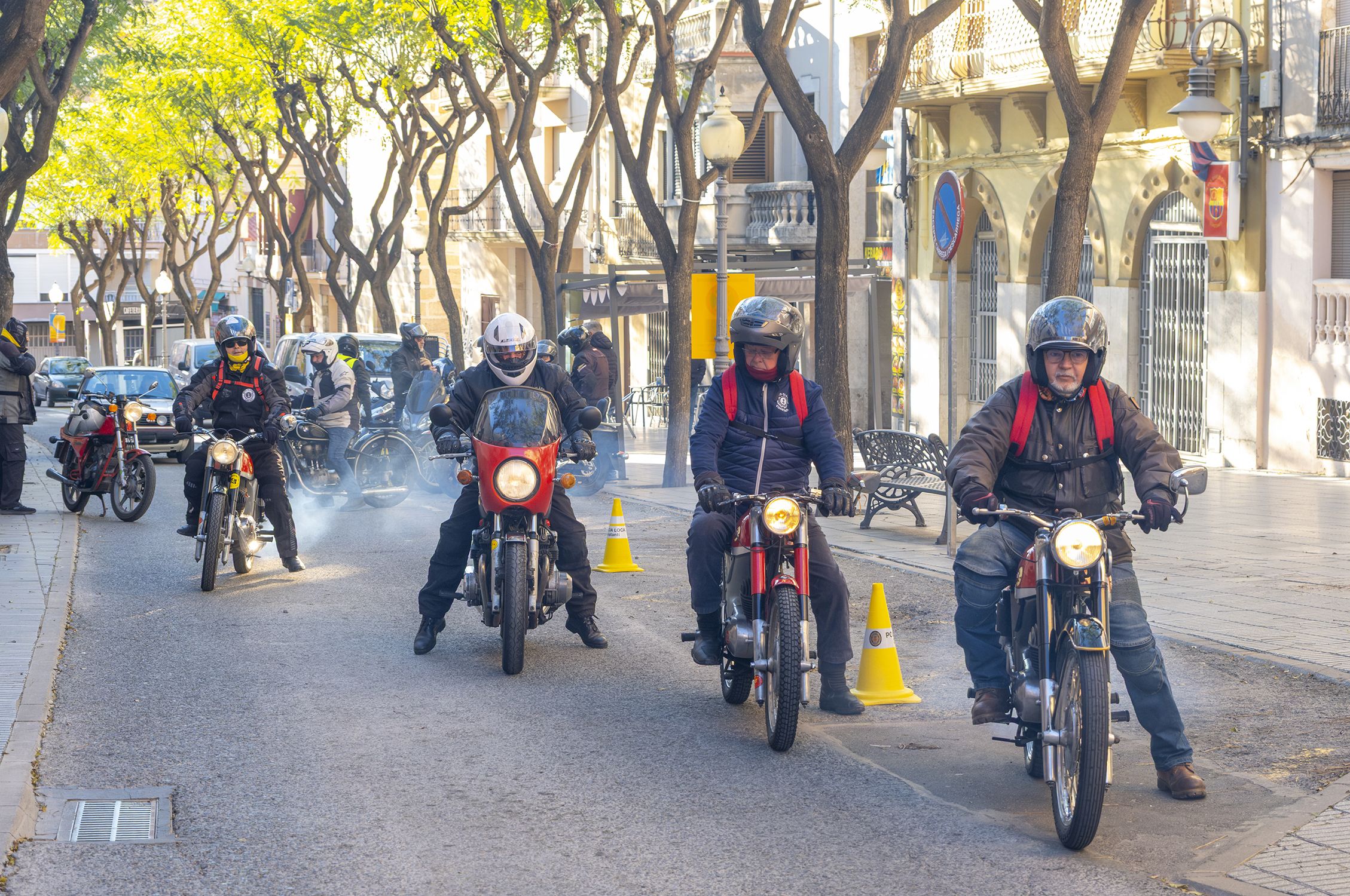 L’Associació Moto Clàssic Constantí organitza la darrera ruta de l’hivern amb vehicles clàssics 1