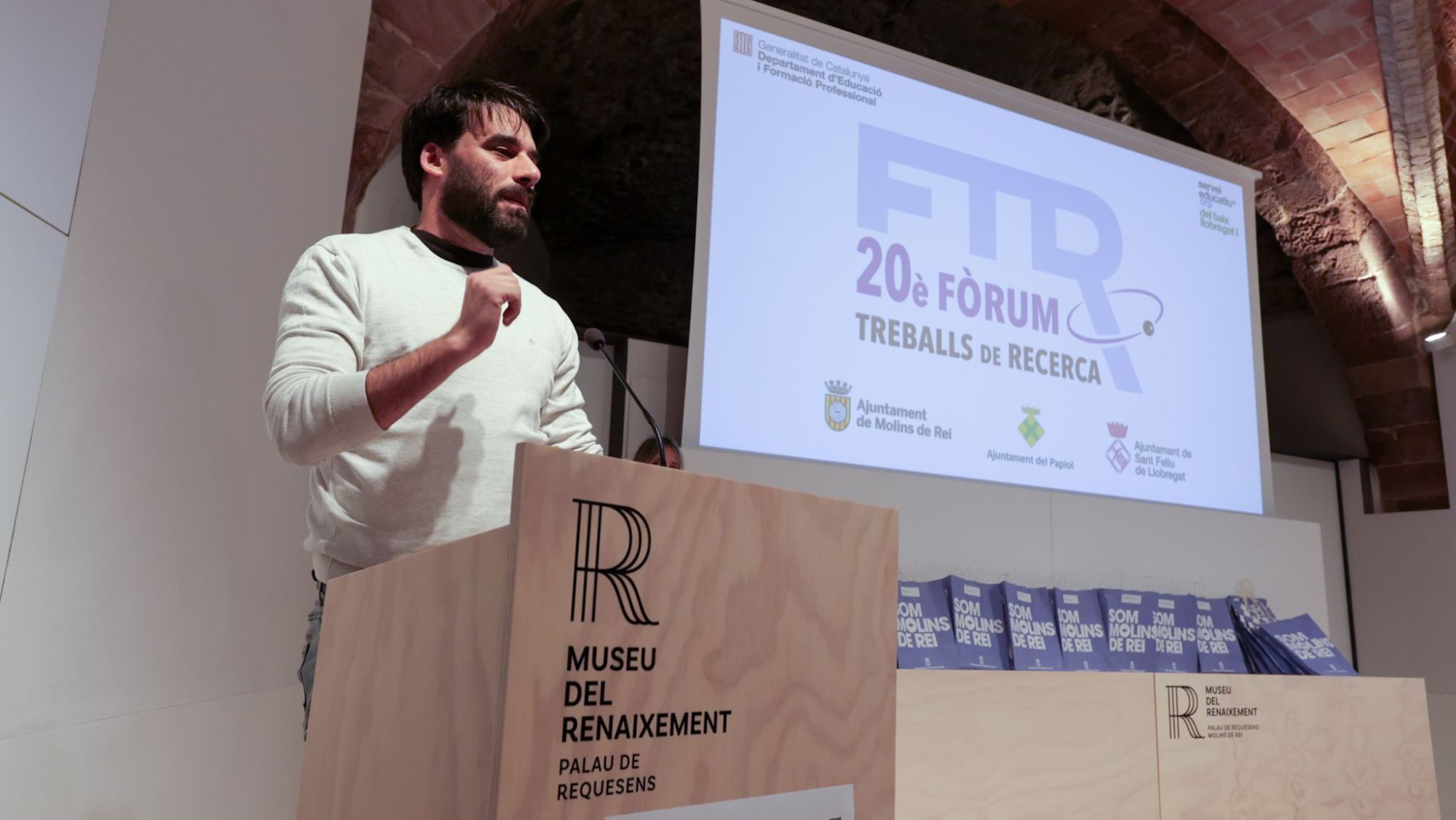 El Fòrum de Recerca de Batxillerat del Baix Llobregat celebra 20 anys impulsant el talent jove 2