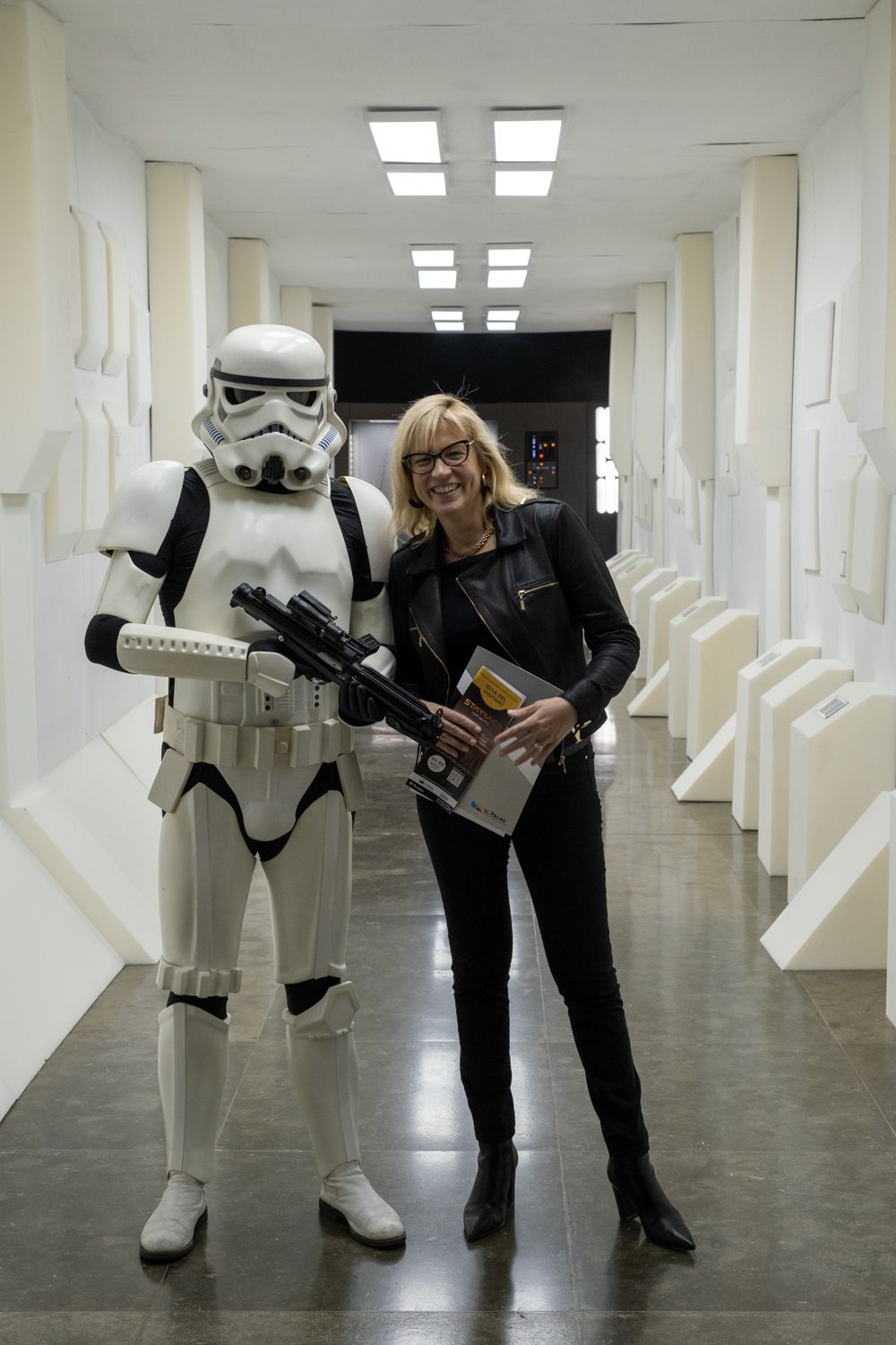 Montse Adan durant la presentació de l'Starraco Infinity 2026