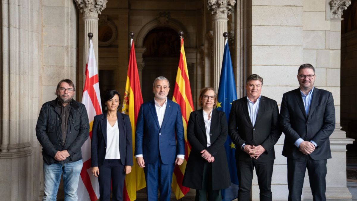 L'alcalde de Barcelona, Jaume Collboni, anuncia les mesures extraordinàries per valor de 23 MEUR davant la crisi de l'Orient Mitjà 1