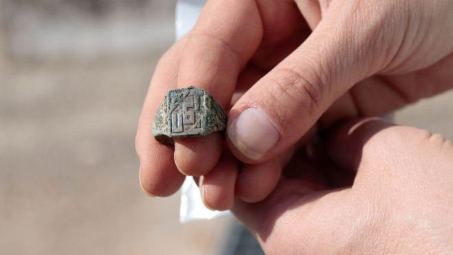 07ba2e72 bf01 4e9e 8671 699b73eeb3f4