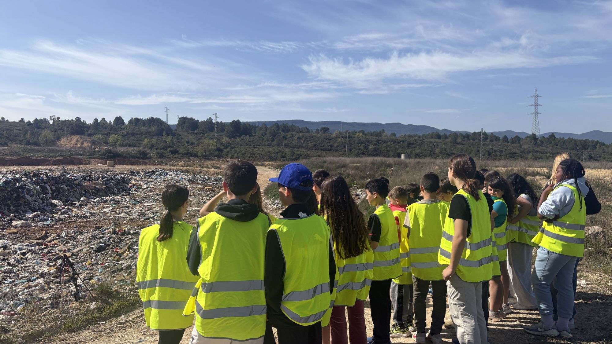 Alumnes de la Conca descobreixen què passa amb els residus que generem cada dia al Centre de Tractament de Residus de la Conca de Barberà 1