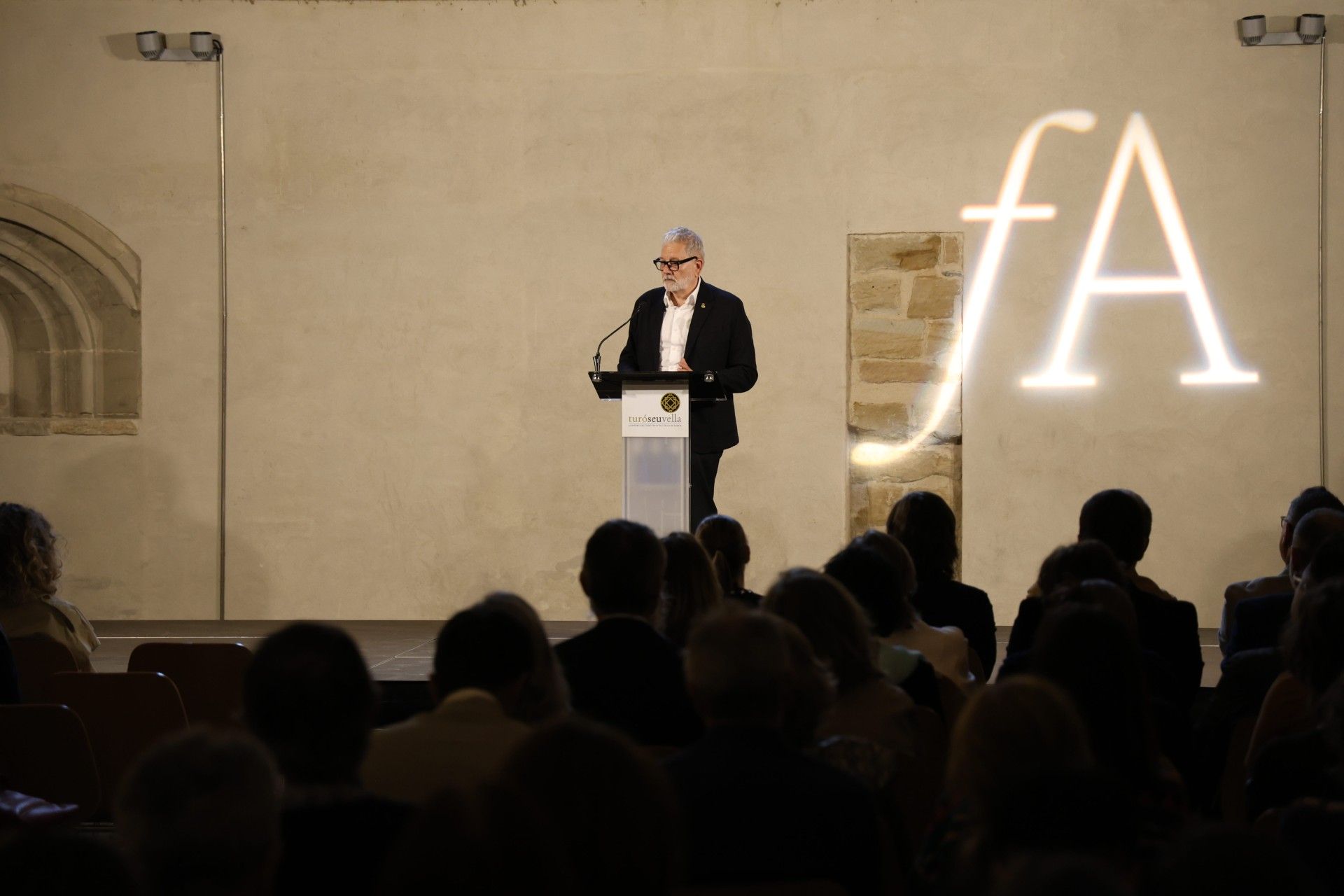 L'alcalde de Lleida, en la seva intervenció a la sala de la Canonja per presentar la Fundació de les Arts | FOTO: Jaume Sans