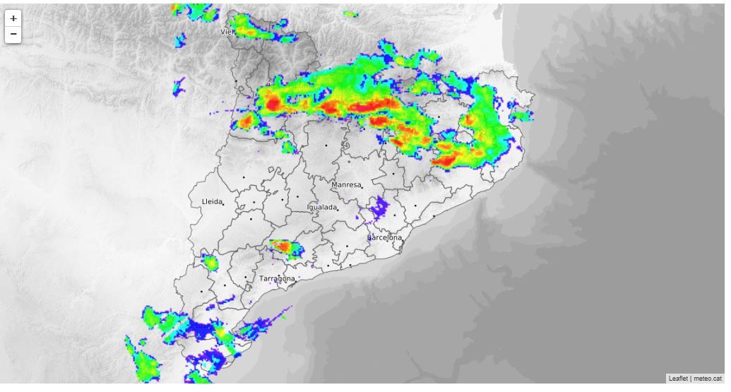 Radar amb les tempestes que afecten Catalunya el 20 d'abril
