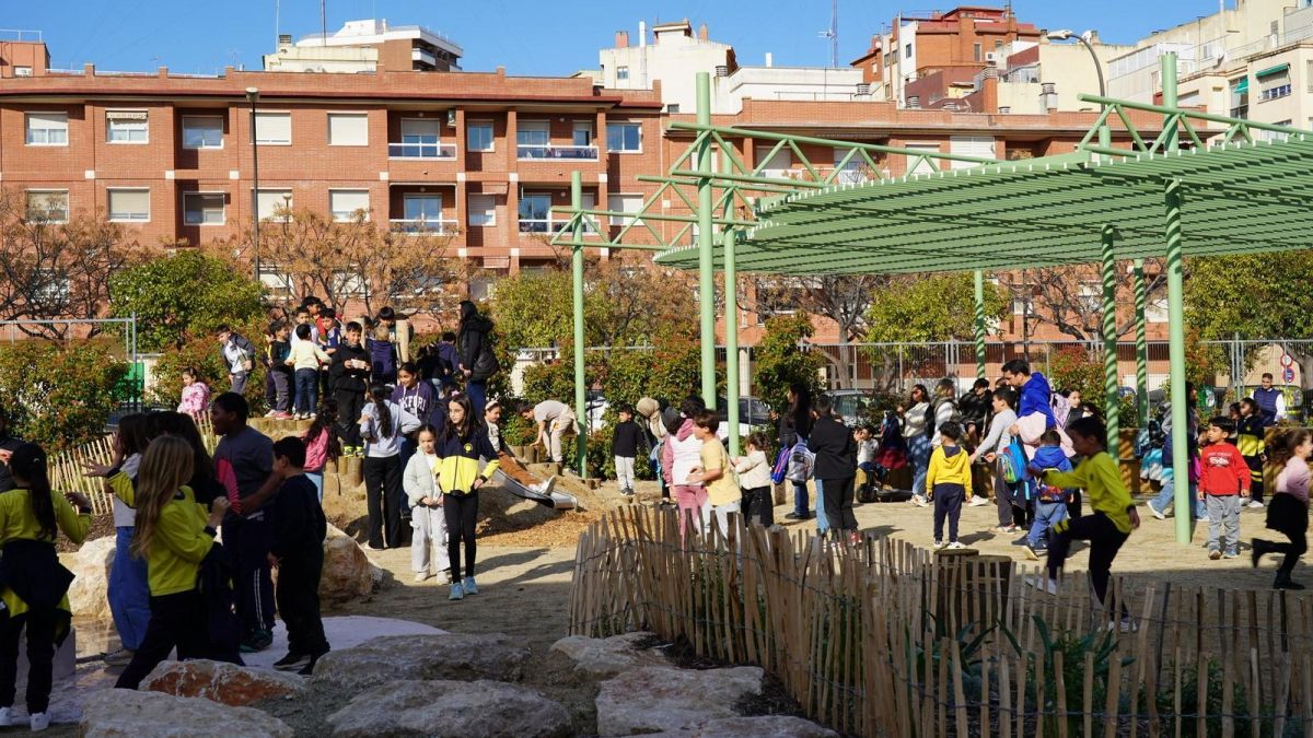 Inauguració del refugi climàtic de l'escola Teresa Miquel i Pàmies