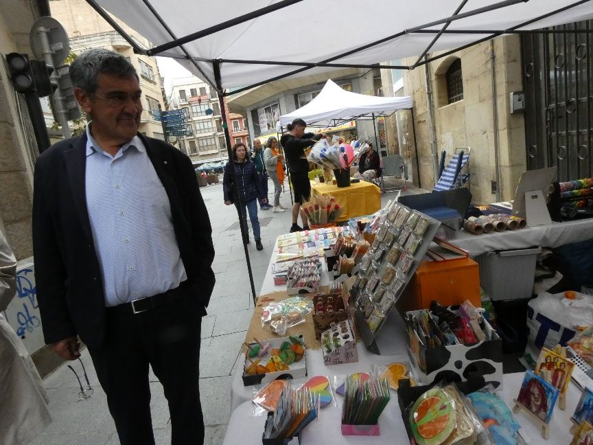 La Diada de Sant Jordi arriba a Tortosa amb homenatges a Vergés i Pérez Bonfill (2)