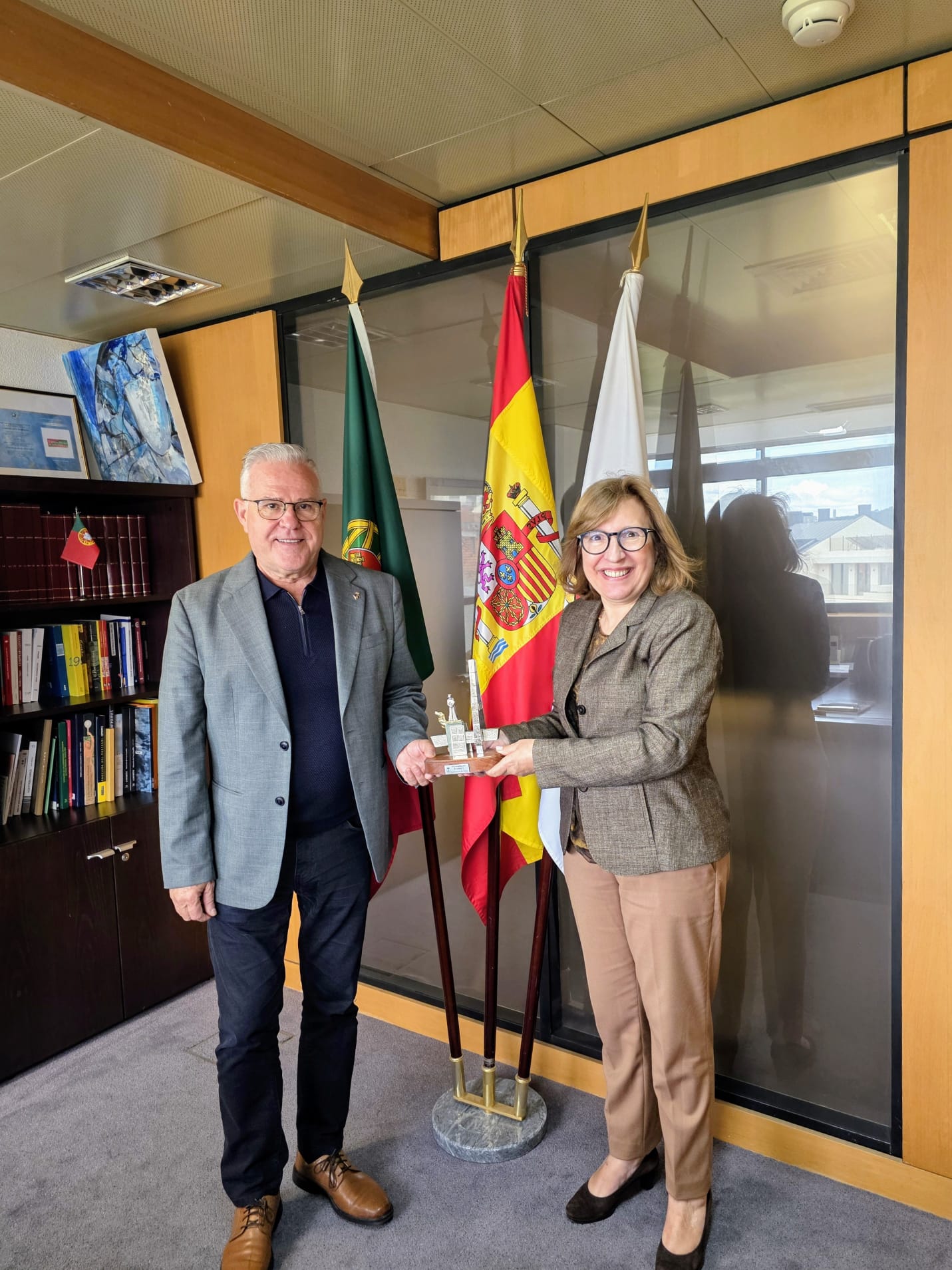 L’alcalde de Salou i president del Patronat Municipal de Turisme, Pere Granados, va mantenir una reunió institucional a Lisboa amb la presidenta de la Cámara de Comercio e Industria Luso Espanhola, Berta Dias da Cunha