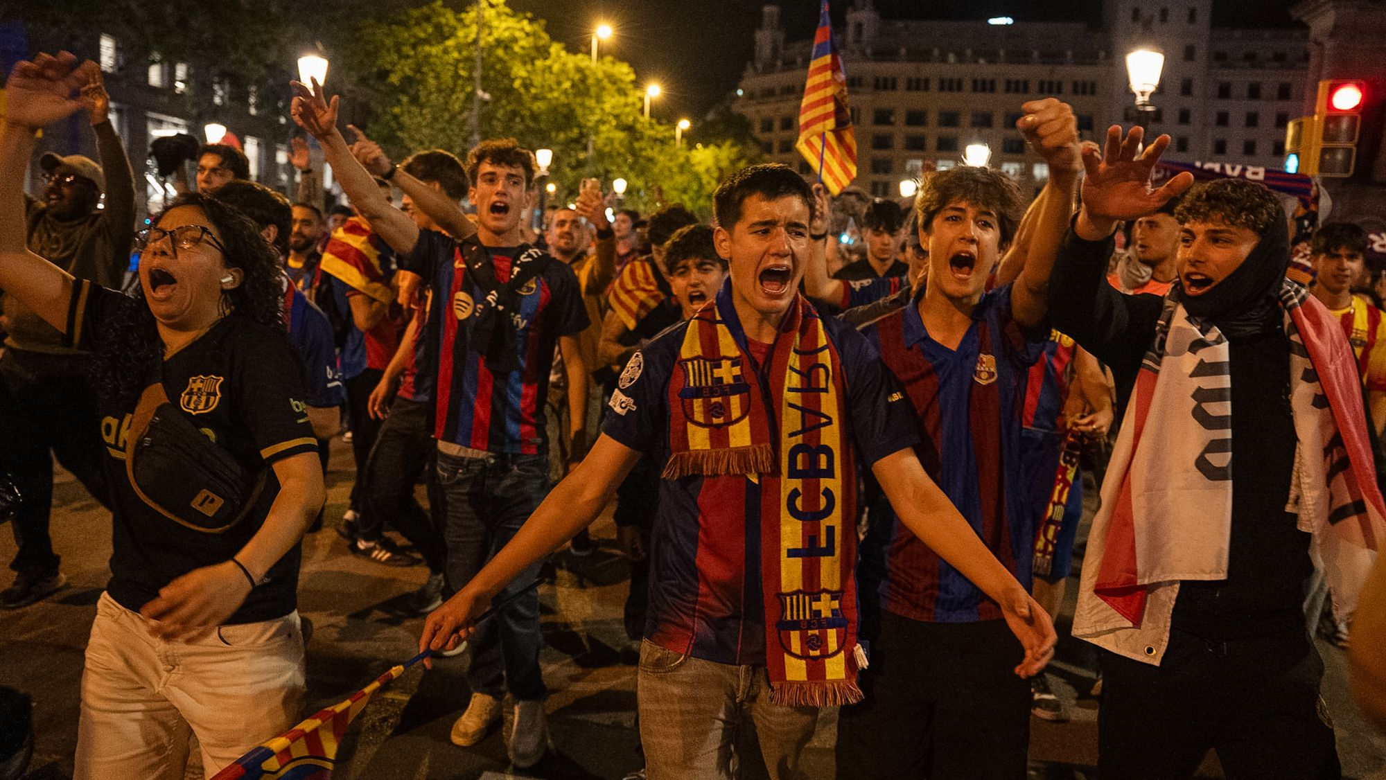 Celebració de la lliga per part d'aficionats del Barça (2)