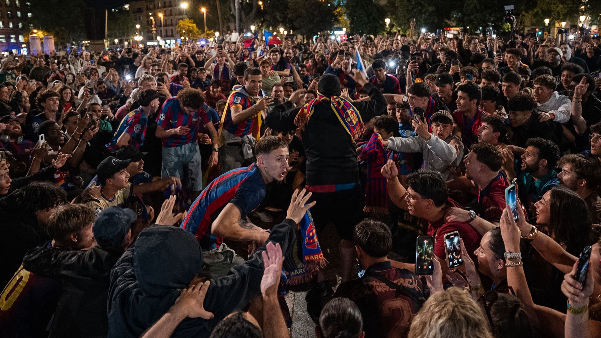 Celebració de la lliga per part d'aficionats del Barça