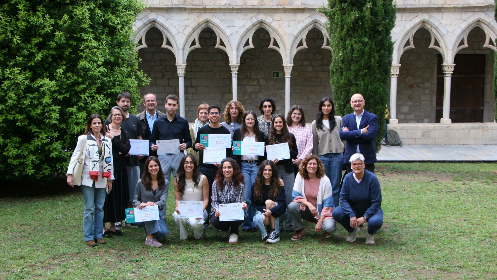 Participants en la vuitena edició del concurs “Presenta la teva tesi en 4 minuts”