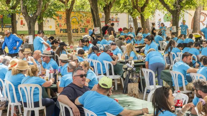 13 colles han demostrat el seu talent en la preparació d'arrossos