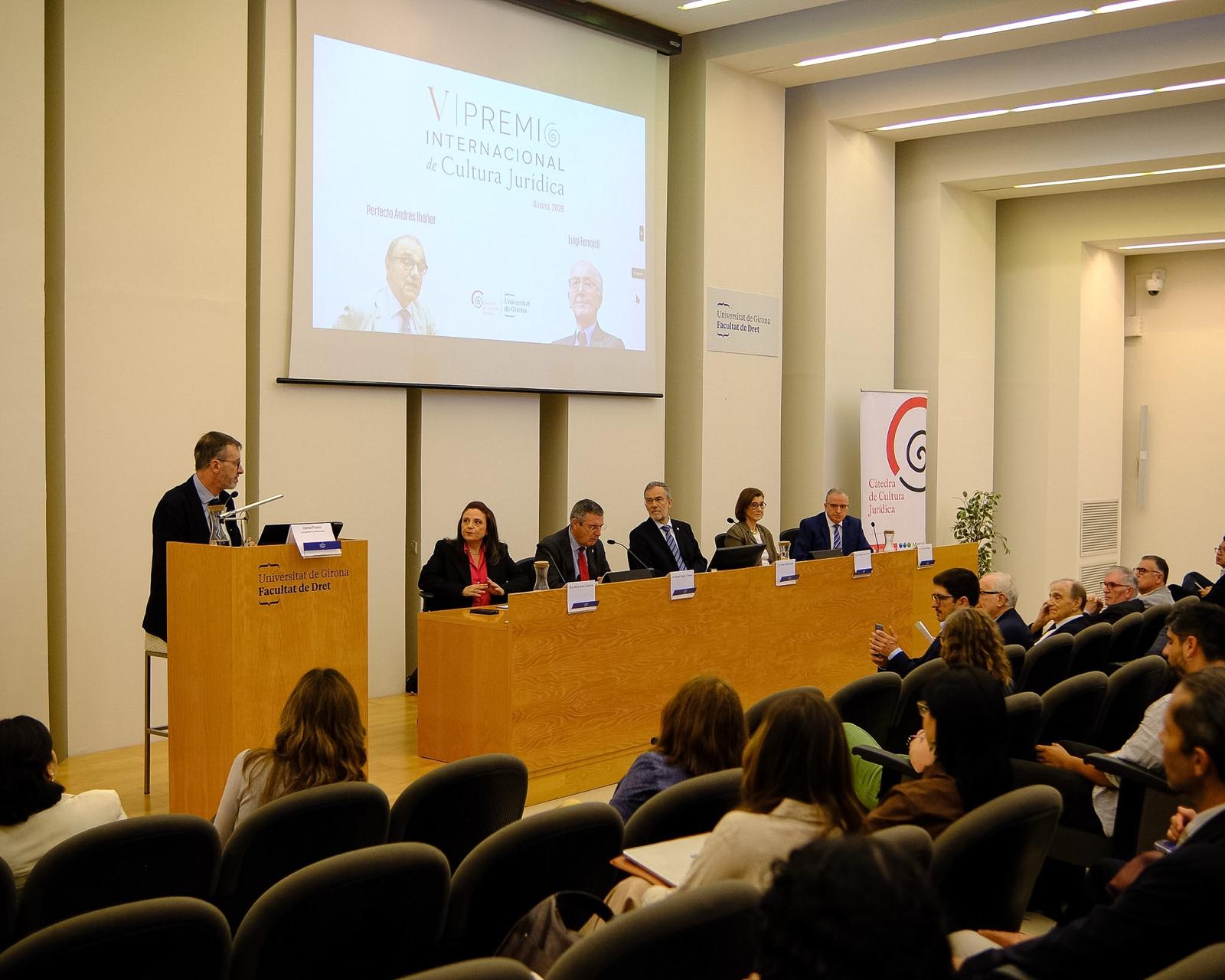 Imatge de la presidència del Premi Internacional de Cultura Jurídica | FOTO: Miquel Millan
