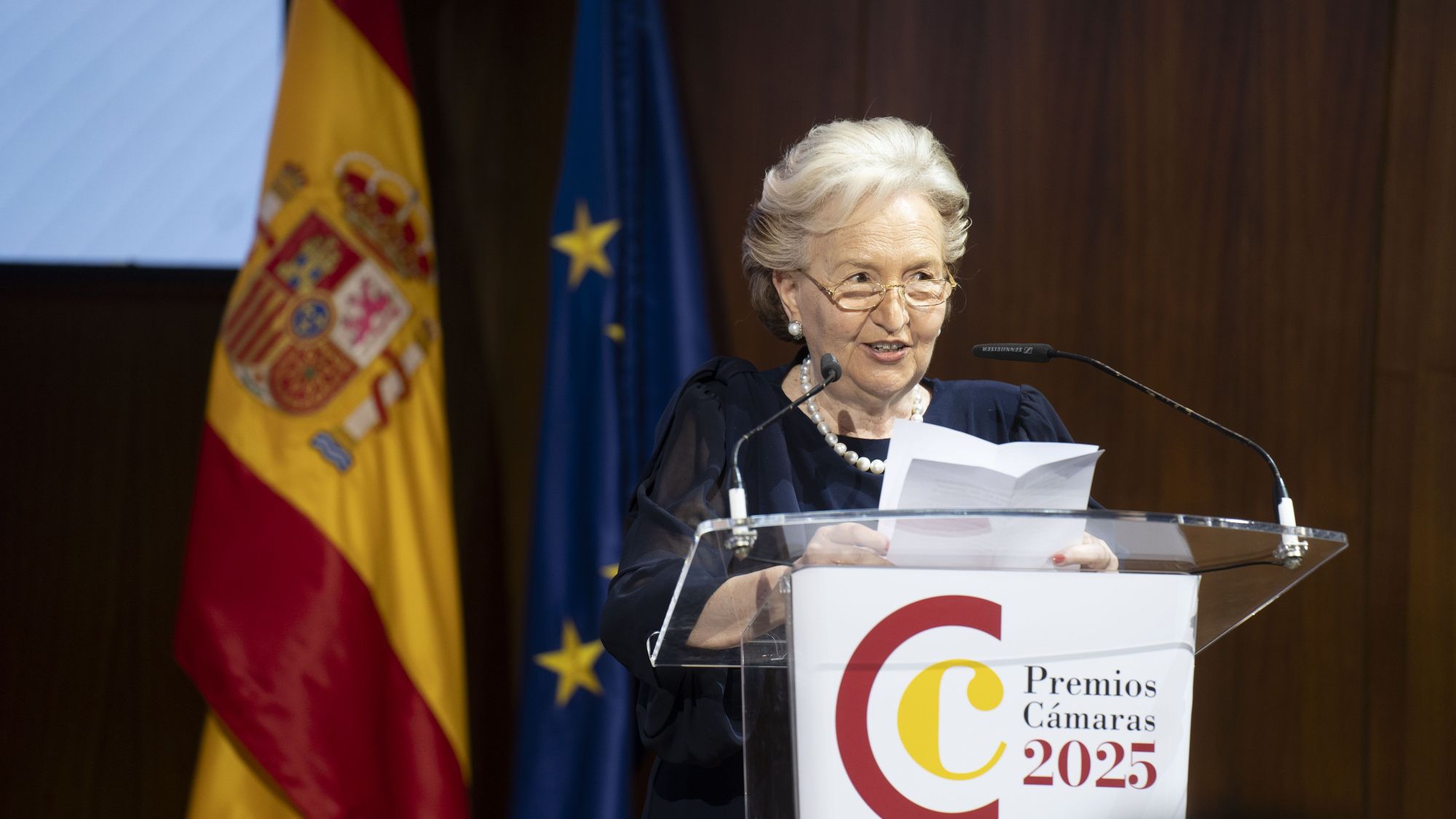 La presidenta de la Cambra de Tarragona, Laura Roigé, als Premis Cambres 2025