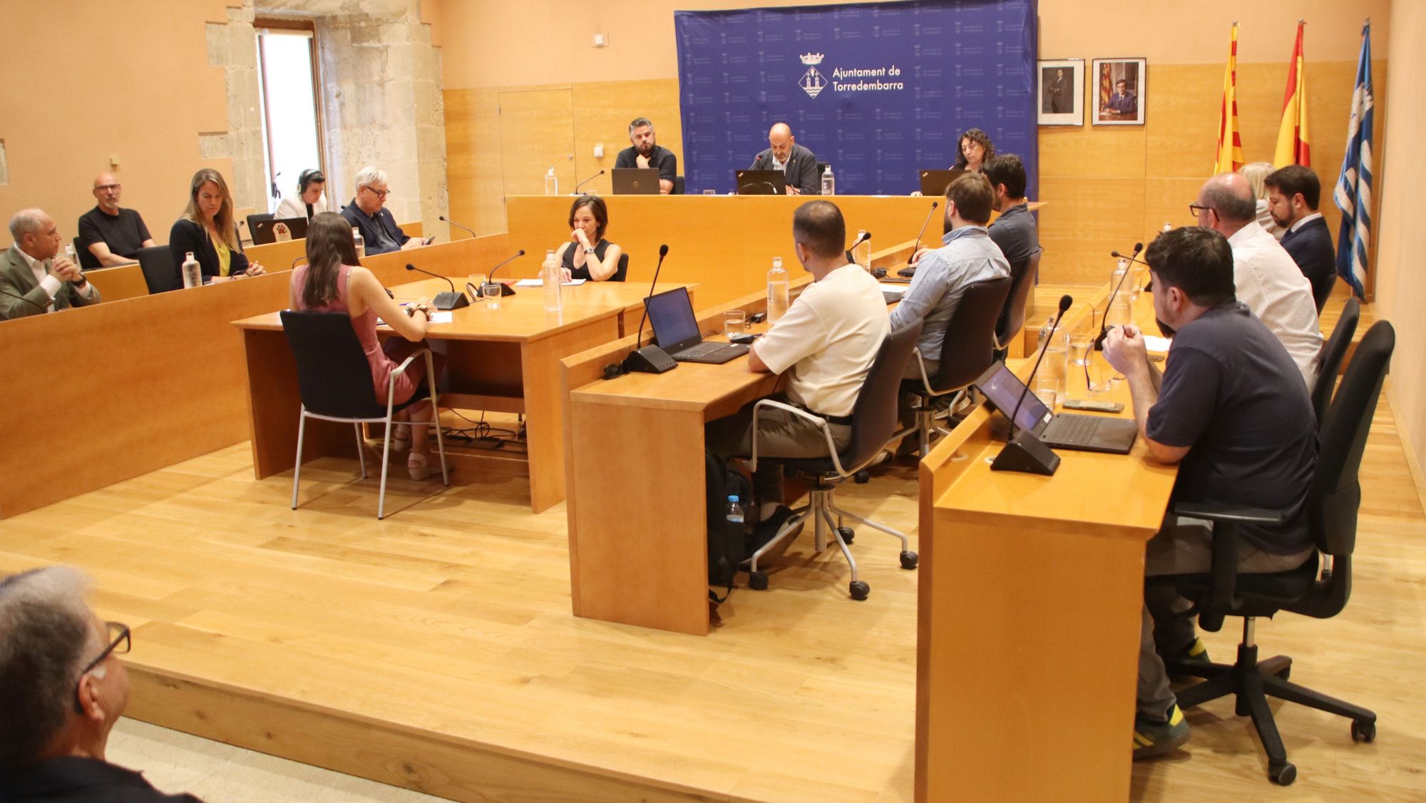 Imatge del ple extraordinari de l'Ajuntament de Torredembarra d'aquest dilluns