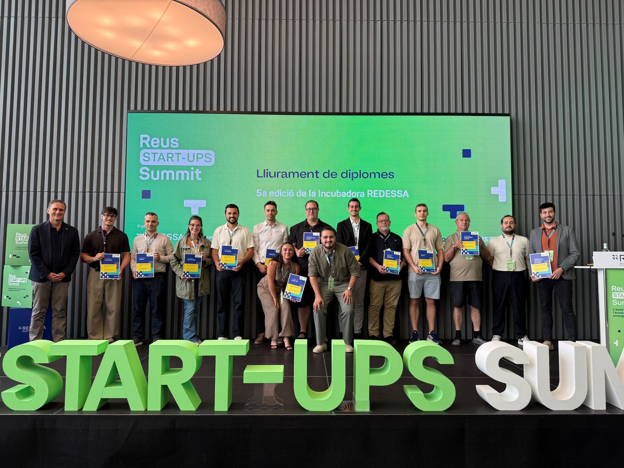 Diplomes de la 5a Incubadora REDESSA a la Reus Start ups Summit