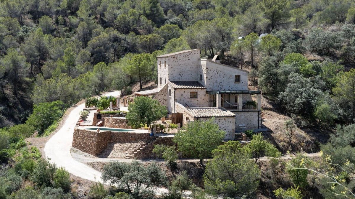 Polèmica pel preu de venda d'una finca de 8 hectàrees amb masia del segle XIX al Priorat 2