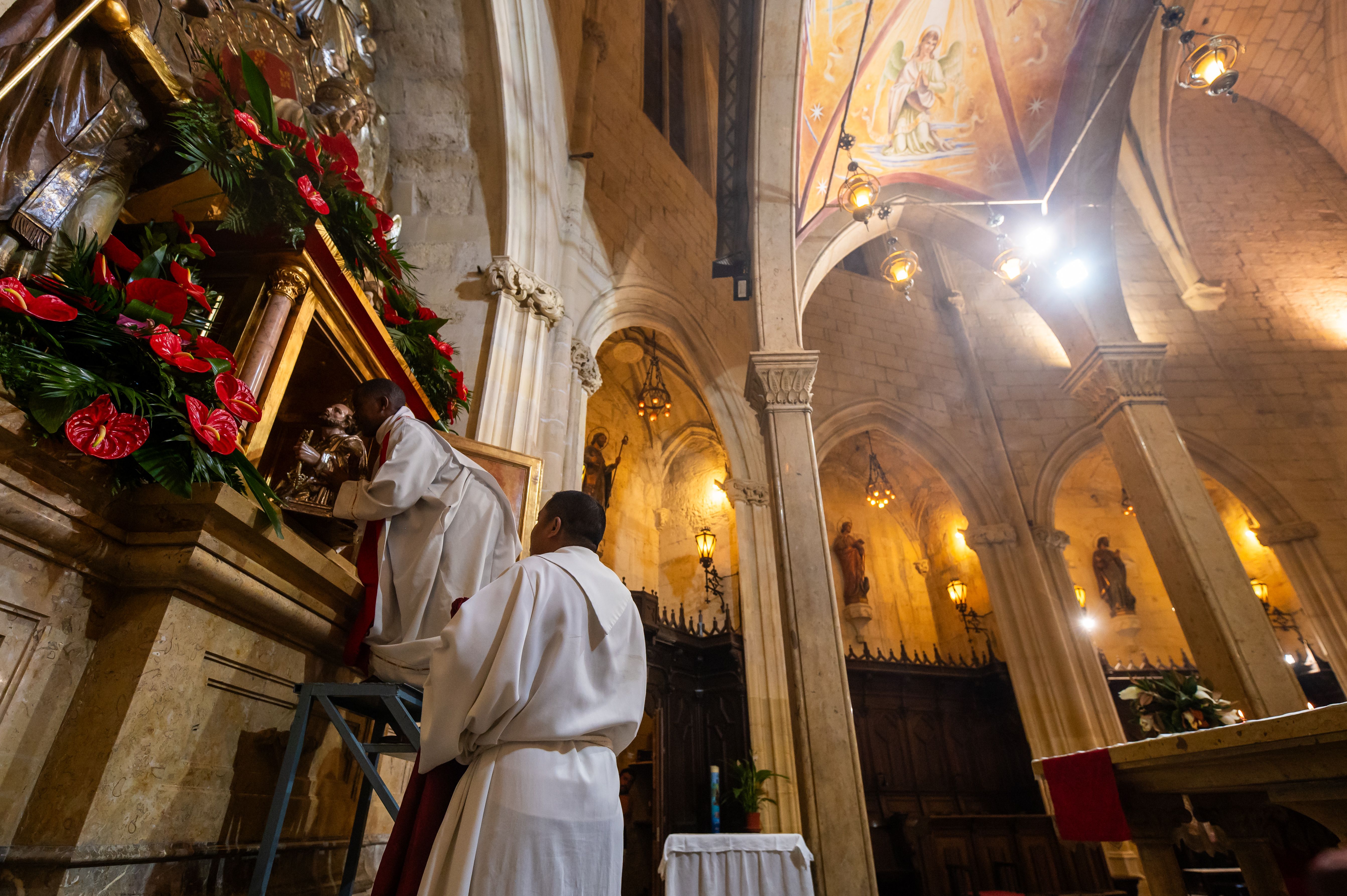 Imatge de Sant Pere a l'interior de la Prioral de Reus