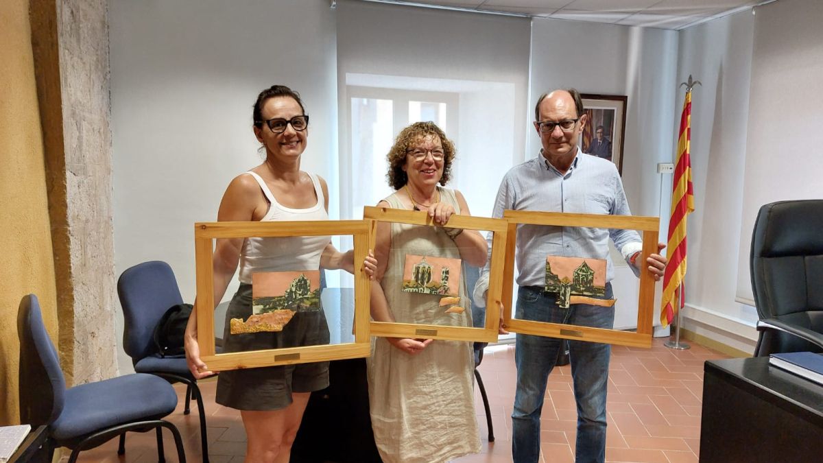 La montblanquina Isabel Boltà cedeix tres obres inspirades en la Ruta del Cister al Consell Comarcal 1